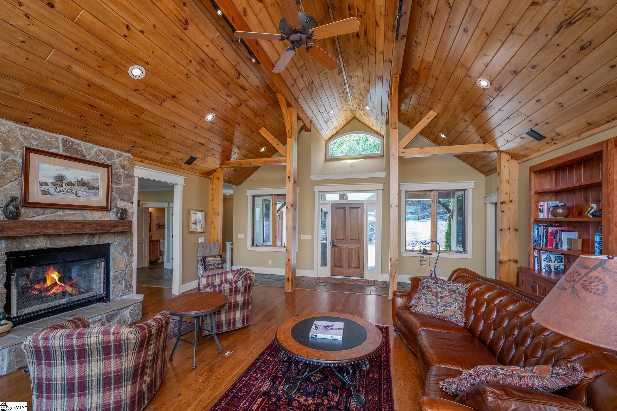 115 Harrier Lane Property Photo 4
