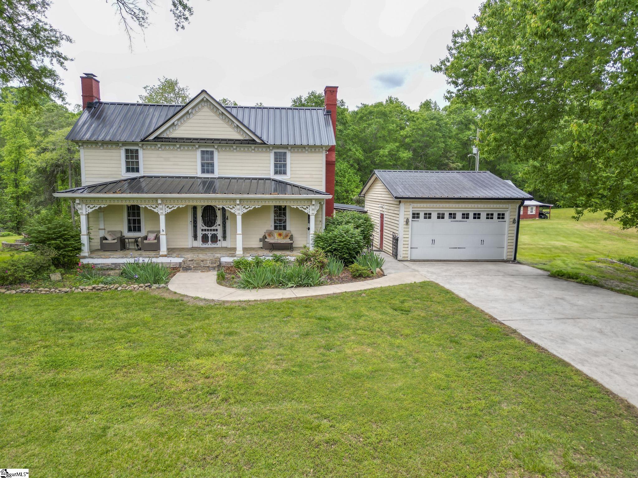 371 Store Road Property Photo 2
