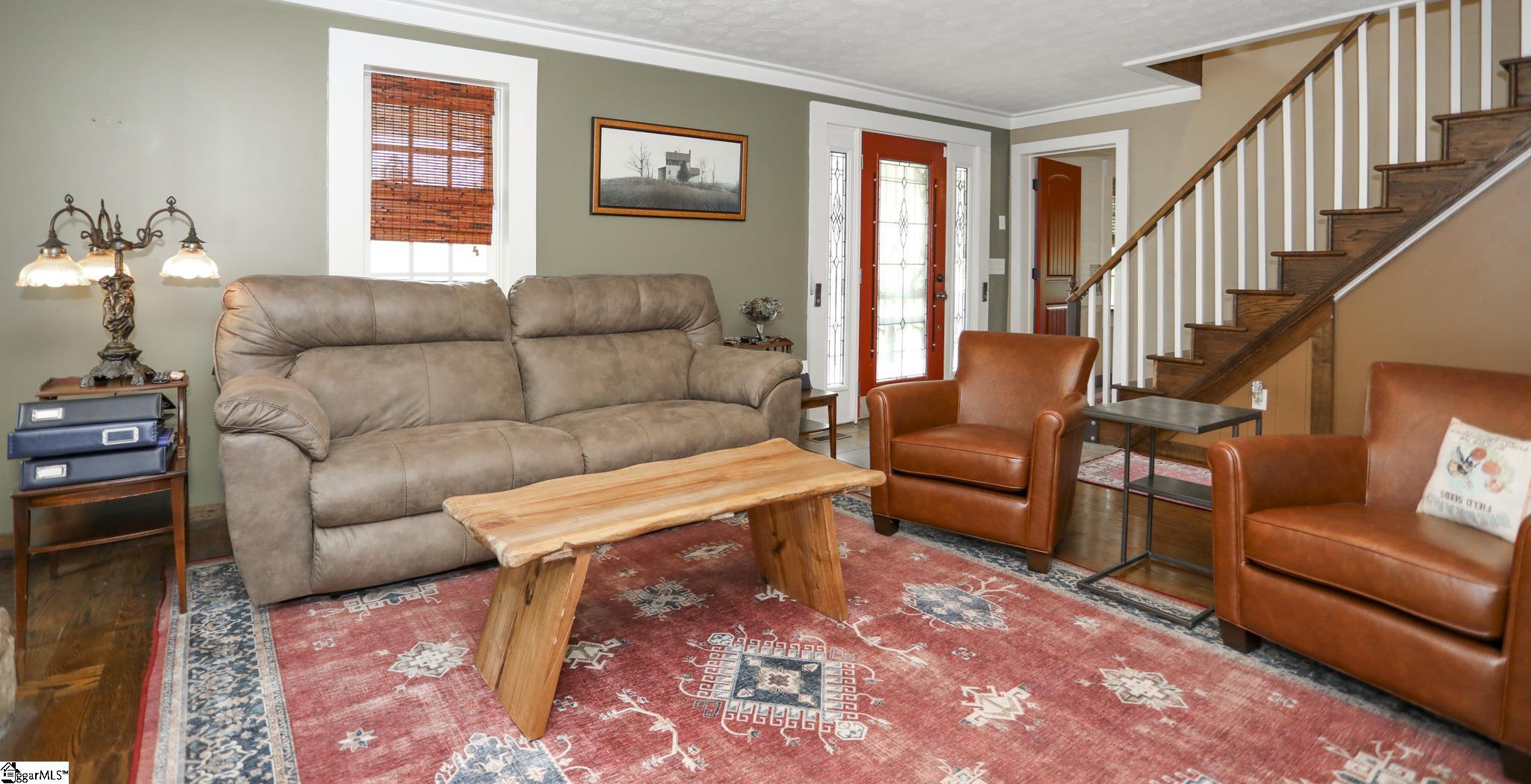 371 Store Road Property Photo 5