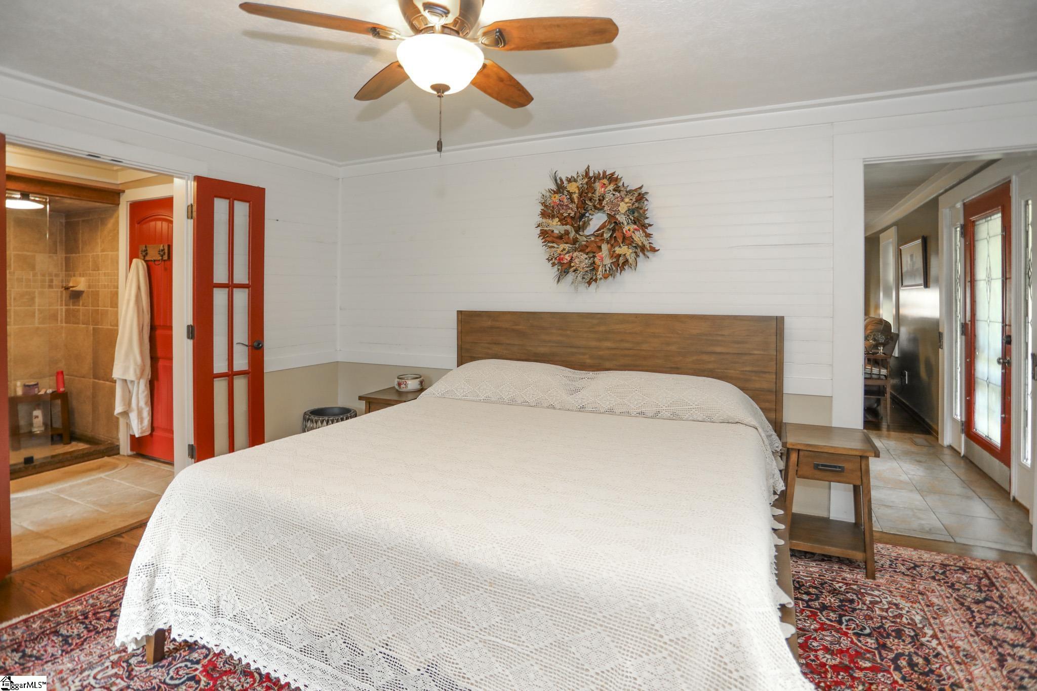 371 Store Road Property Photo 8