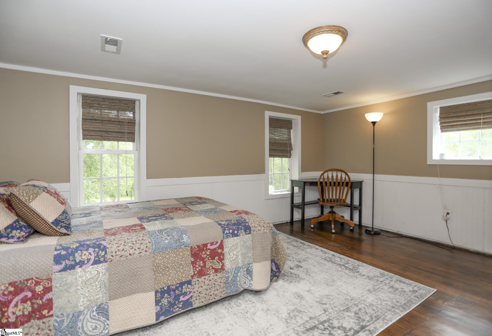 371 Store Road Property Photo 16