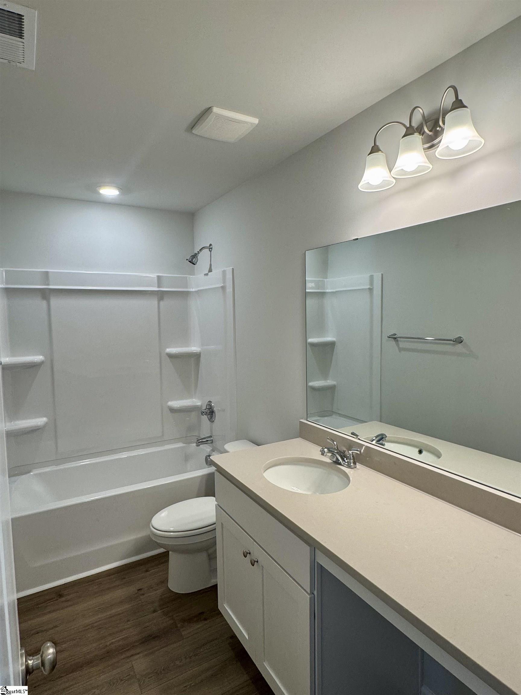 12107 Lansbury Drive Property Photo 16