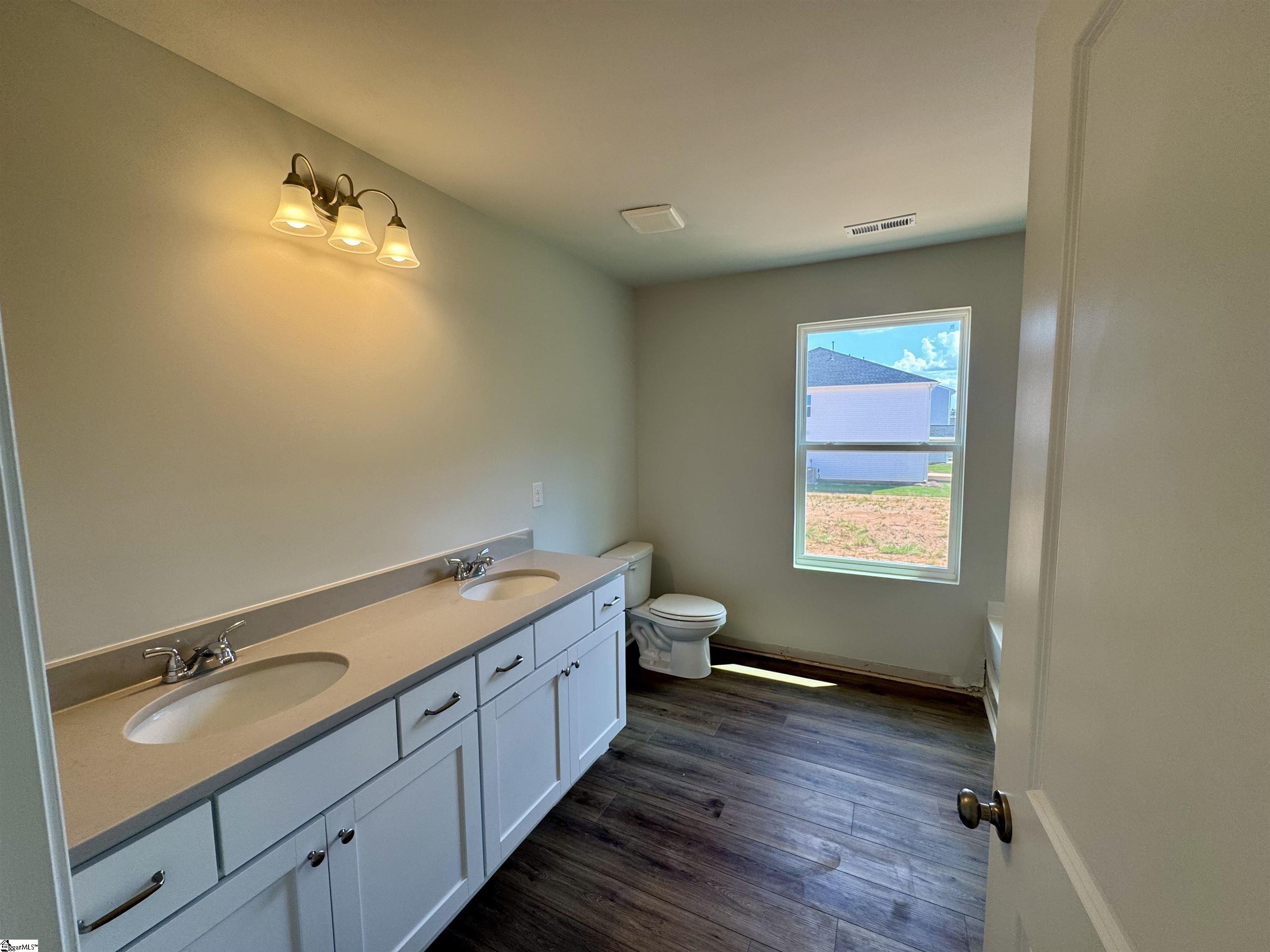 12107 Lansbury Drive Property Photo 19