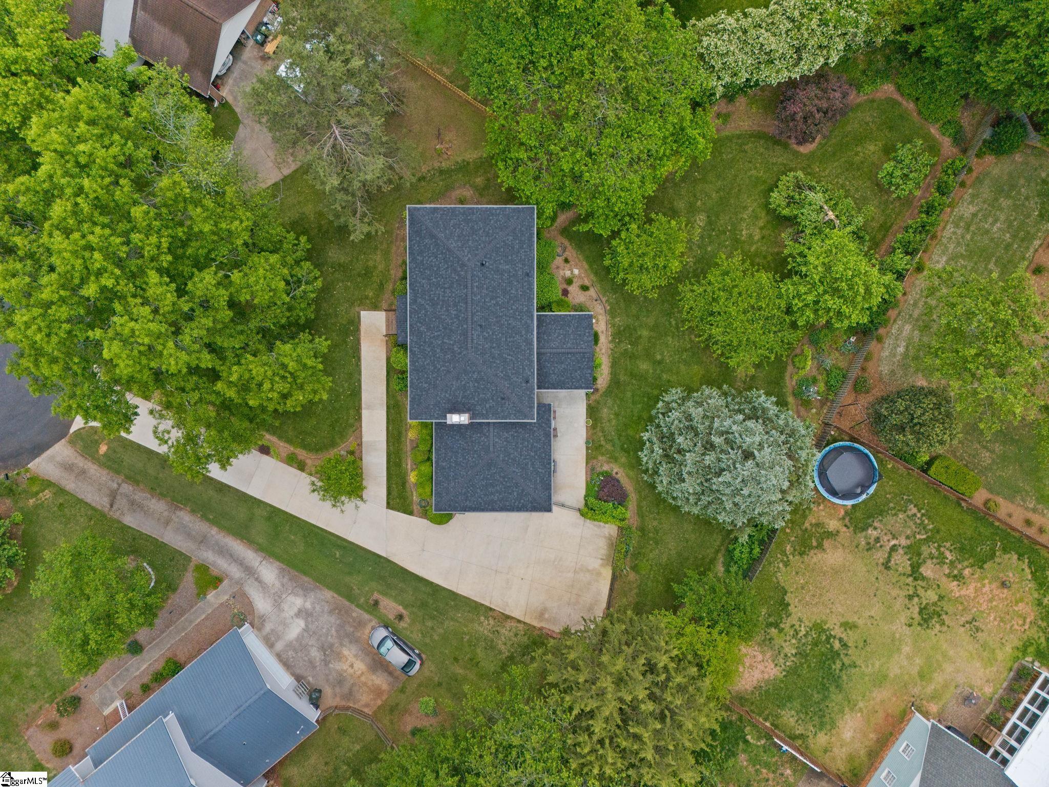 112 Woodhill Lane Property Photo 31