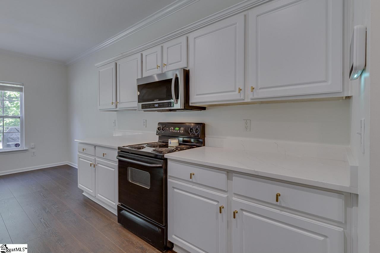 127 Ledgewood Way Property Photo 20