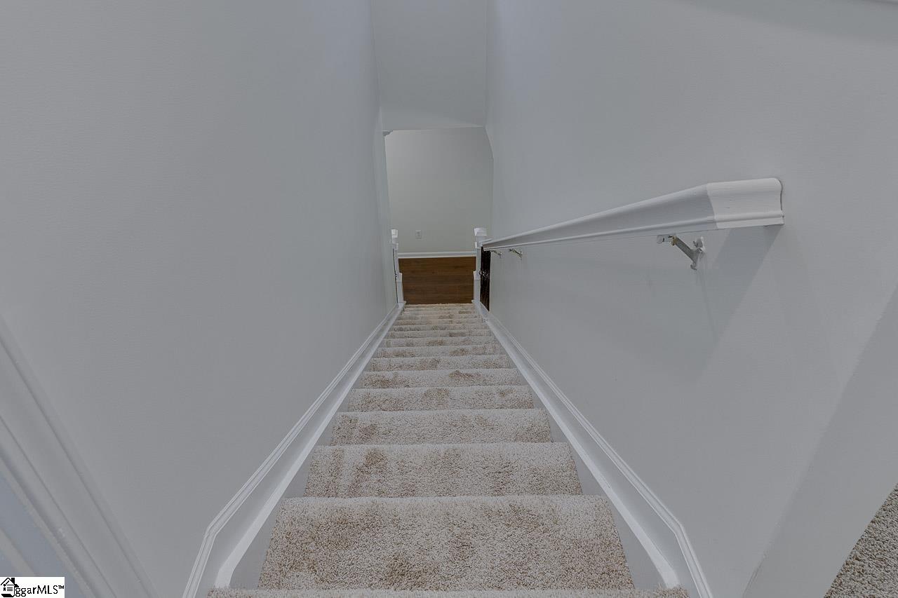 127 Ledgewood Way Property Photo 24