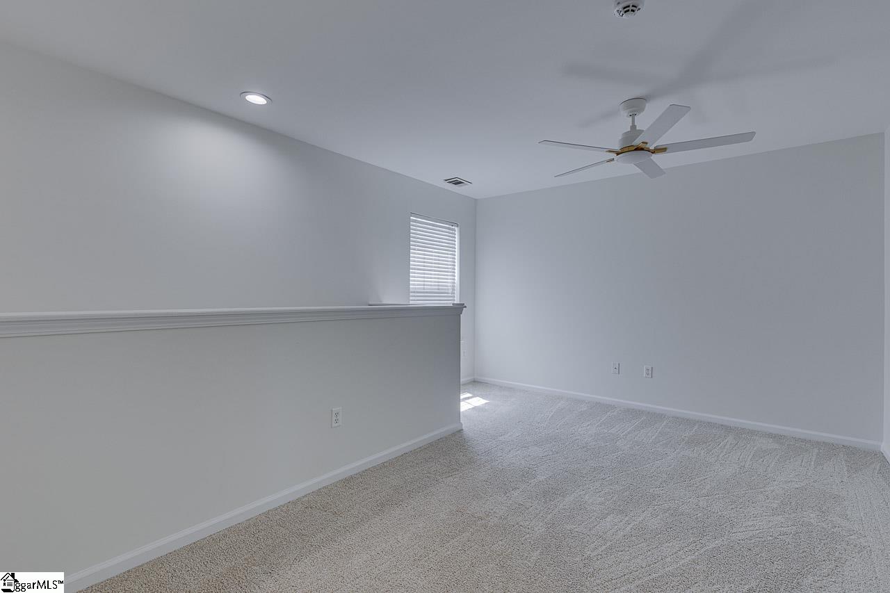 127 Ledgewood Way Property Photo 32