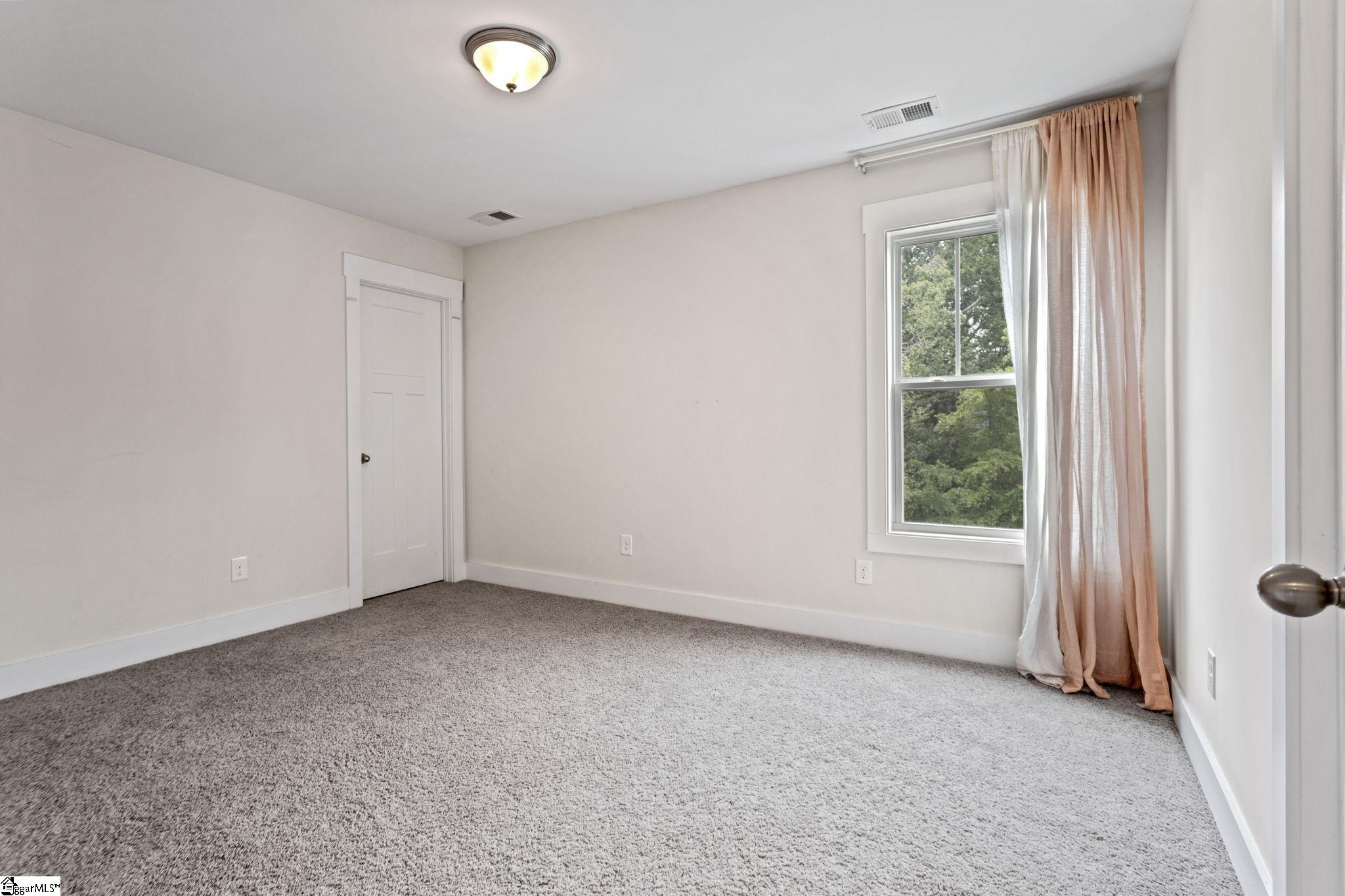 203 Quail Creek Drive Property Photo 27