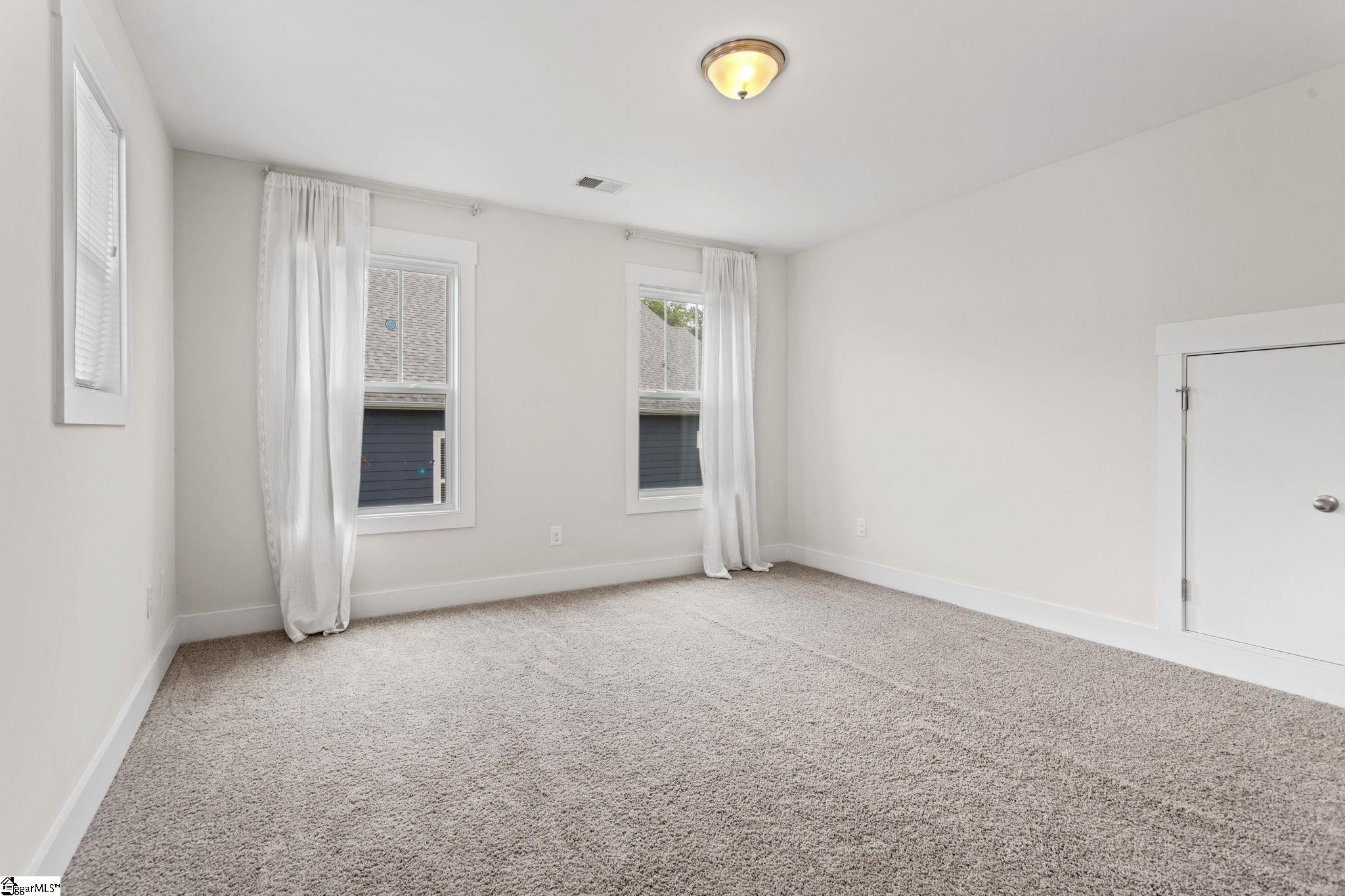 203 Quail Creek Drive Property Photo 30