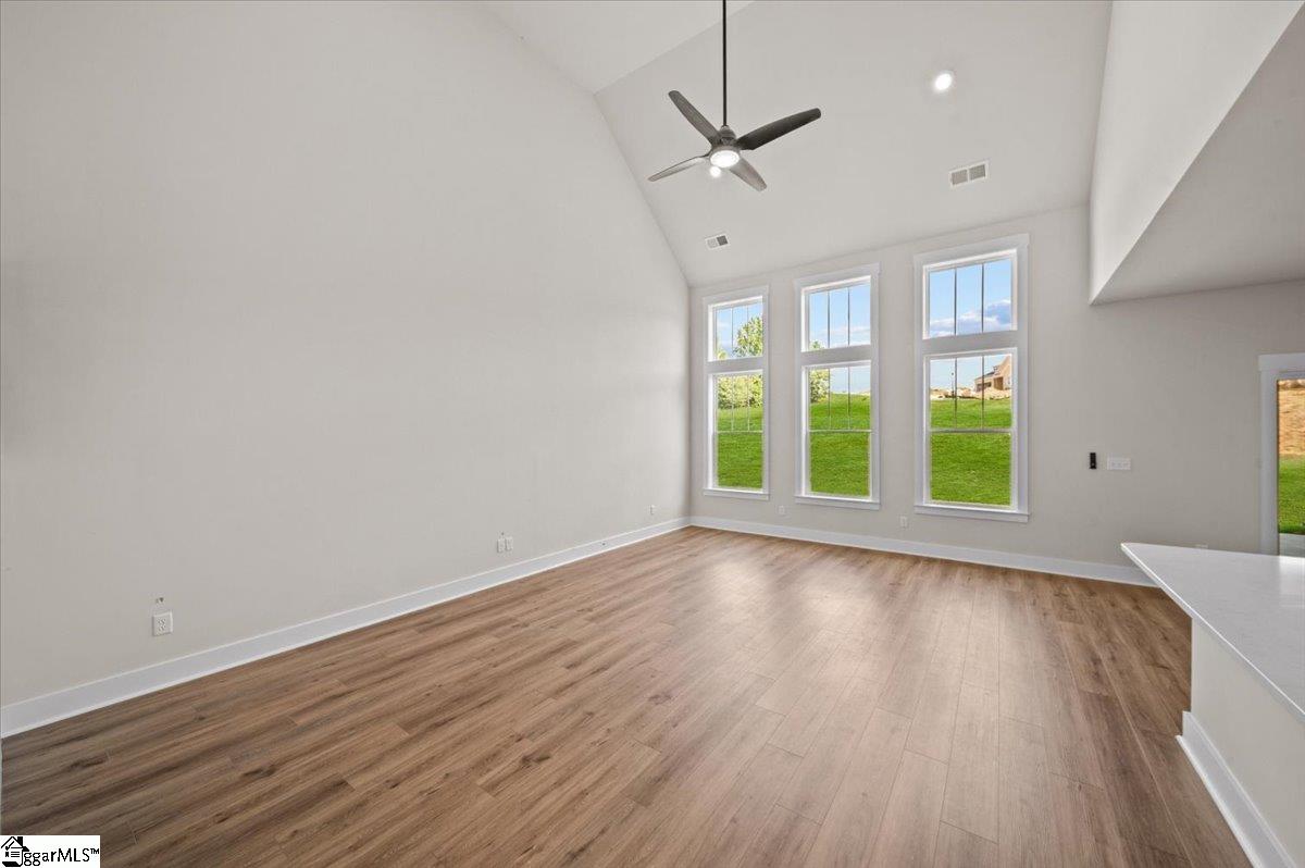 800 Lonsdale Court Property Photo 11