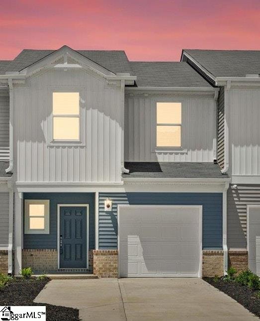 112 Arrow Court Property Photo 2