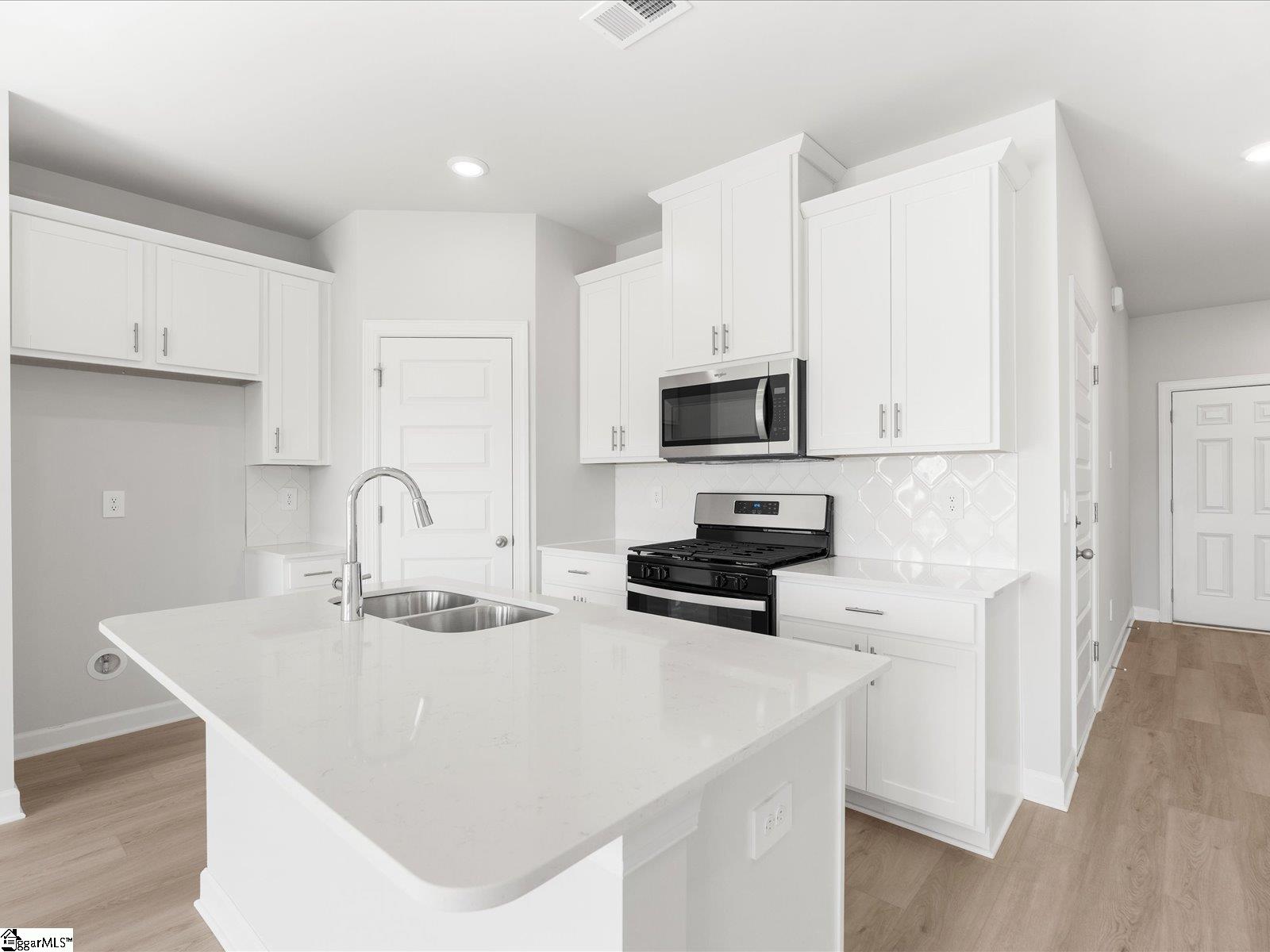 215 Cupid Court Property Photo 6