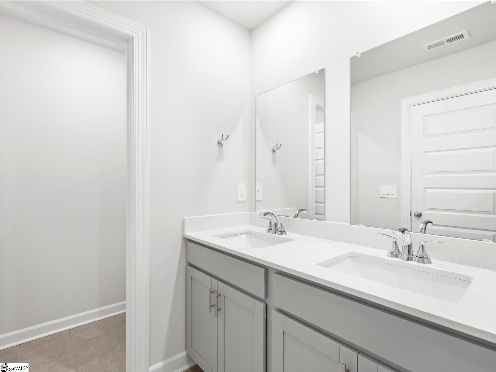 213 Cupid Court Property Photo 11