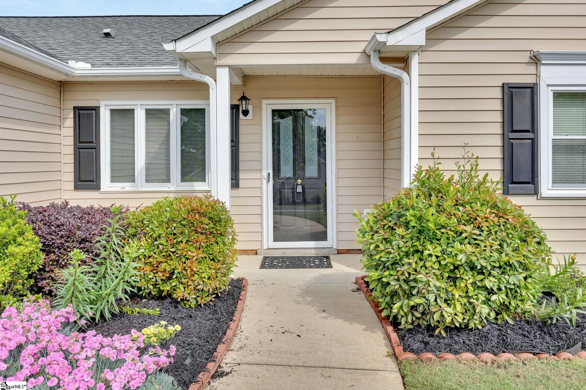 15 Sunbriar Drive Property Photo 1