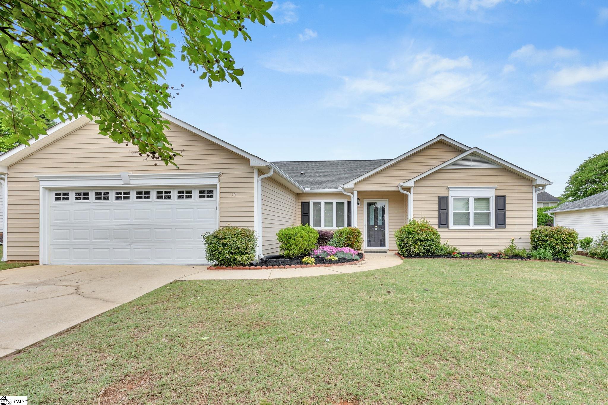 15 Sunbriar Drive Property Photo 2