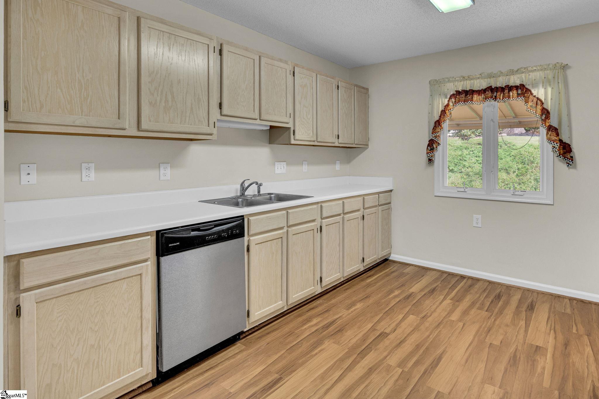 15 Sunbriar Drive Property Photo 13
