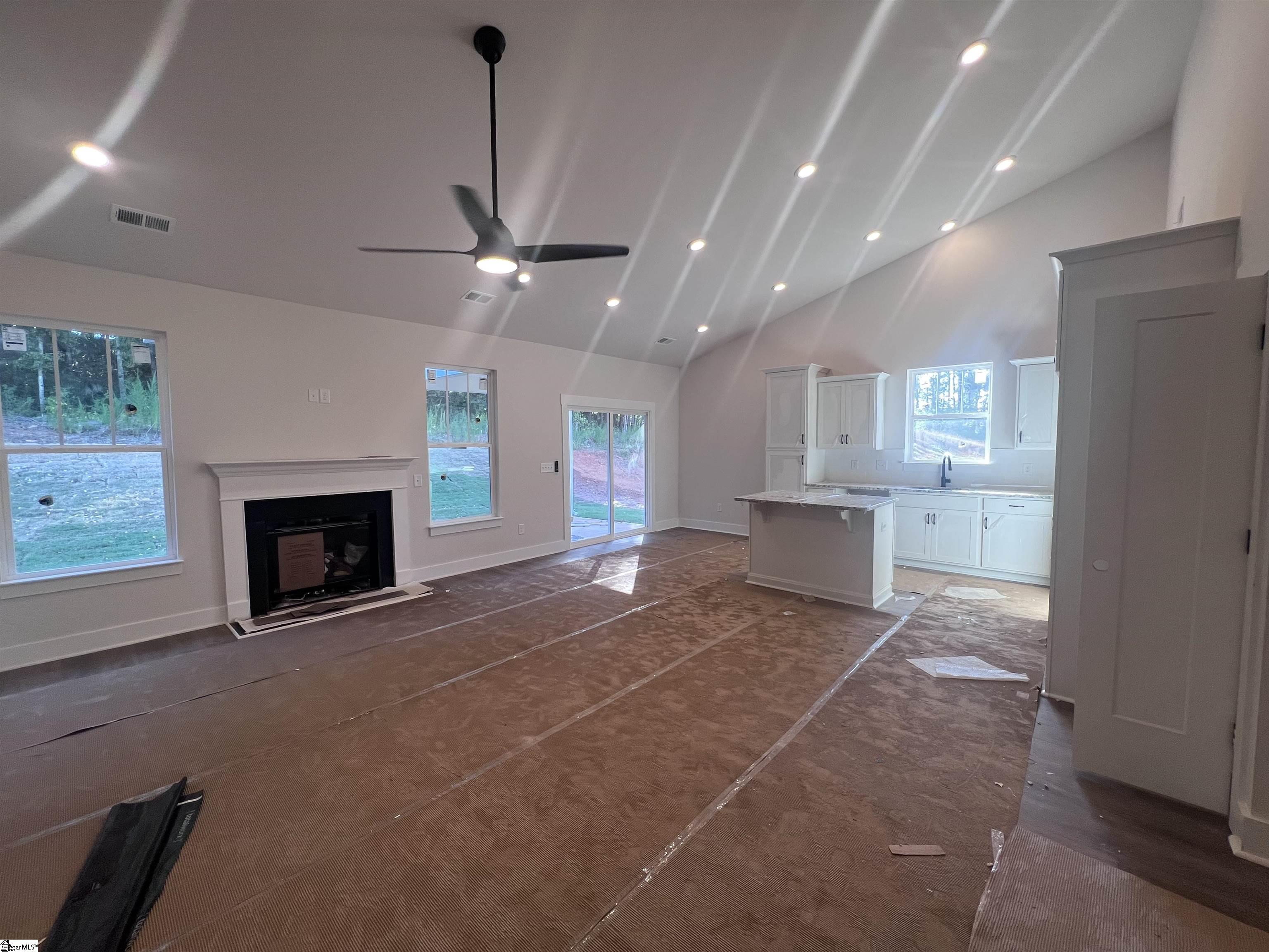 133 Beaverdam Creek Drive Property Photo 3