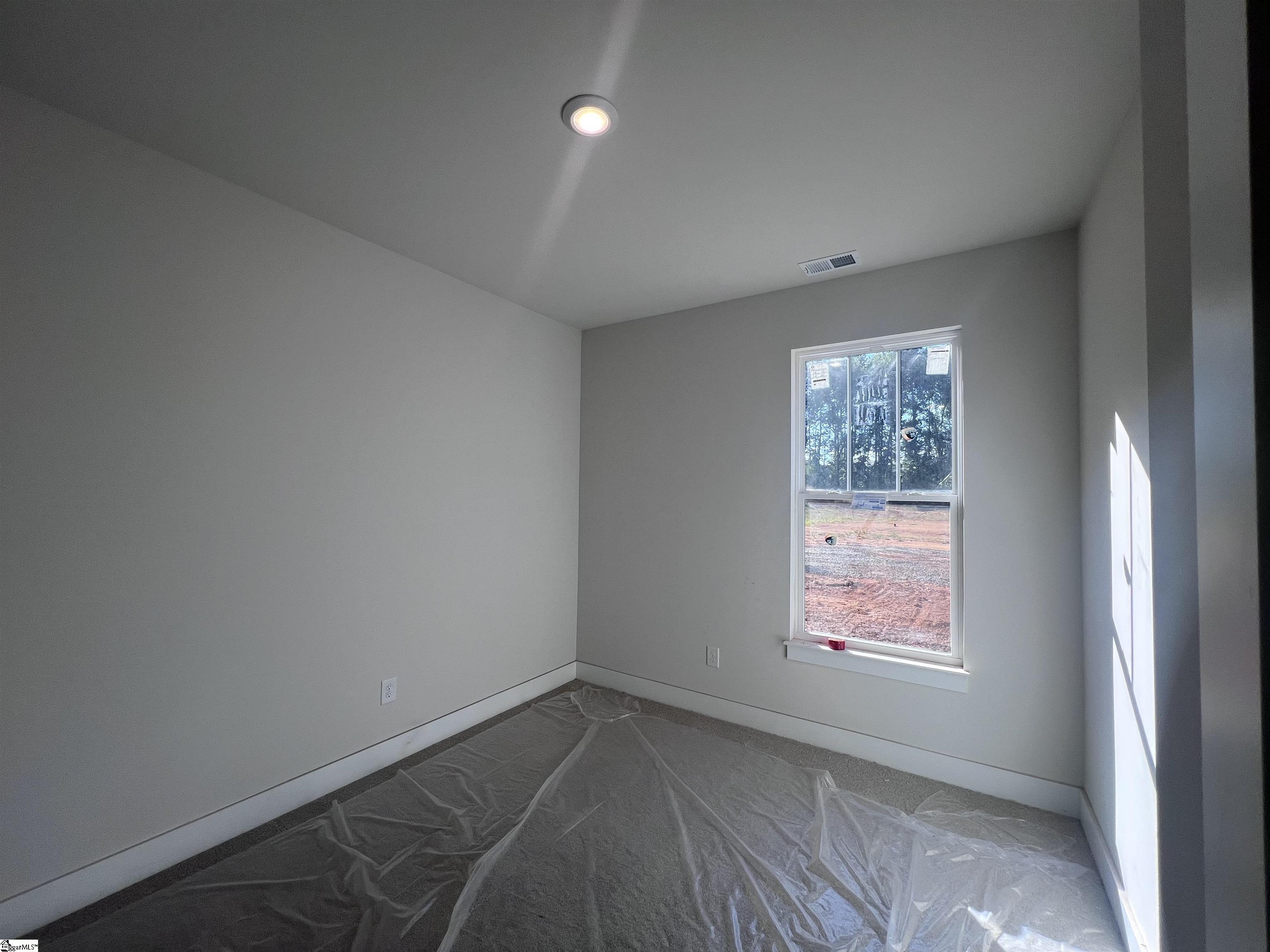 133 Beaverdam Creek Drive Property Photo 6