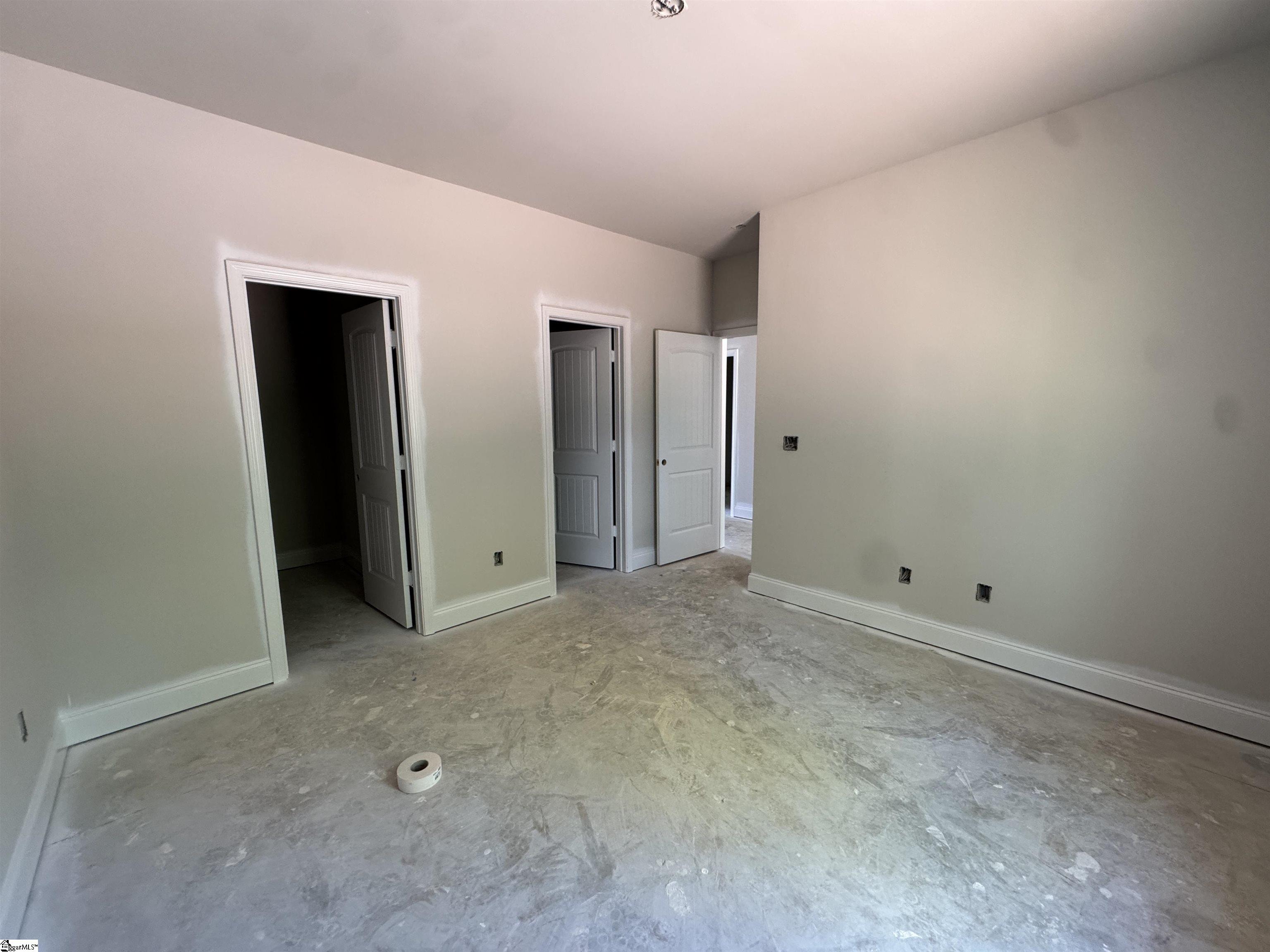 710 W Mauldin Street Property Photo 5