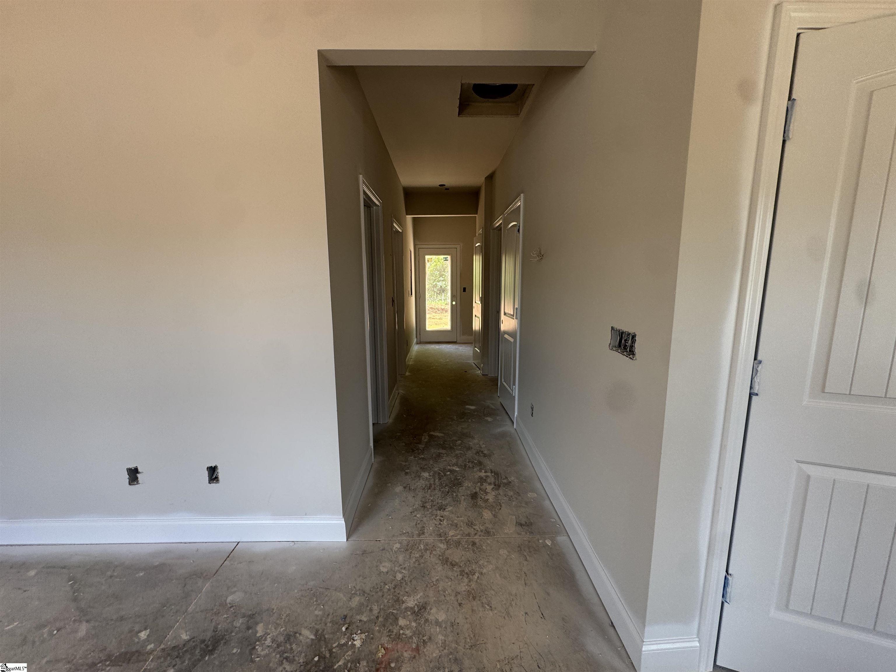 710 W Mauldin Street Property Photo 8