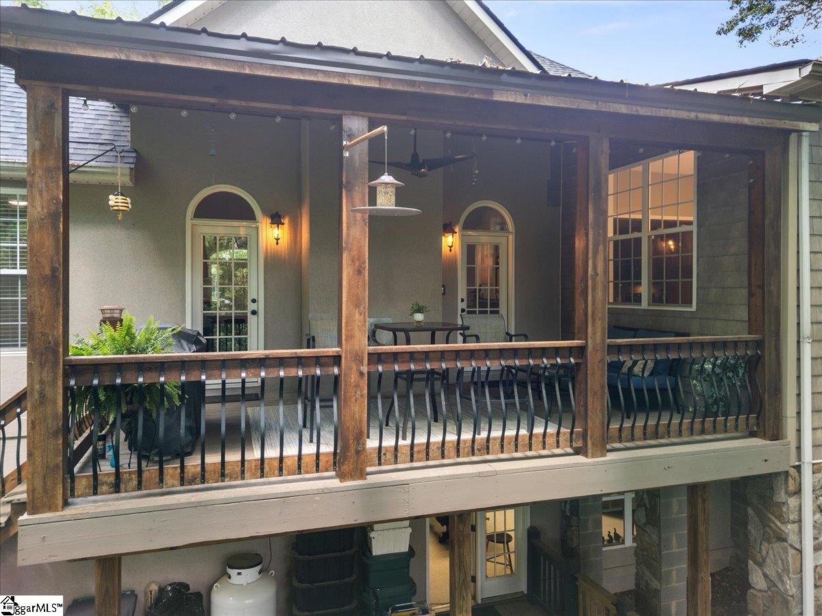 110 Woodranch Lane Property Photo 27
