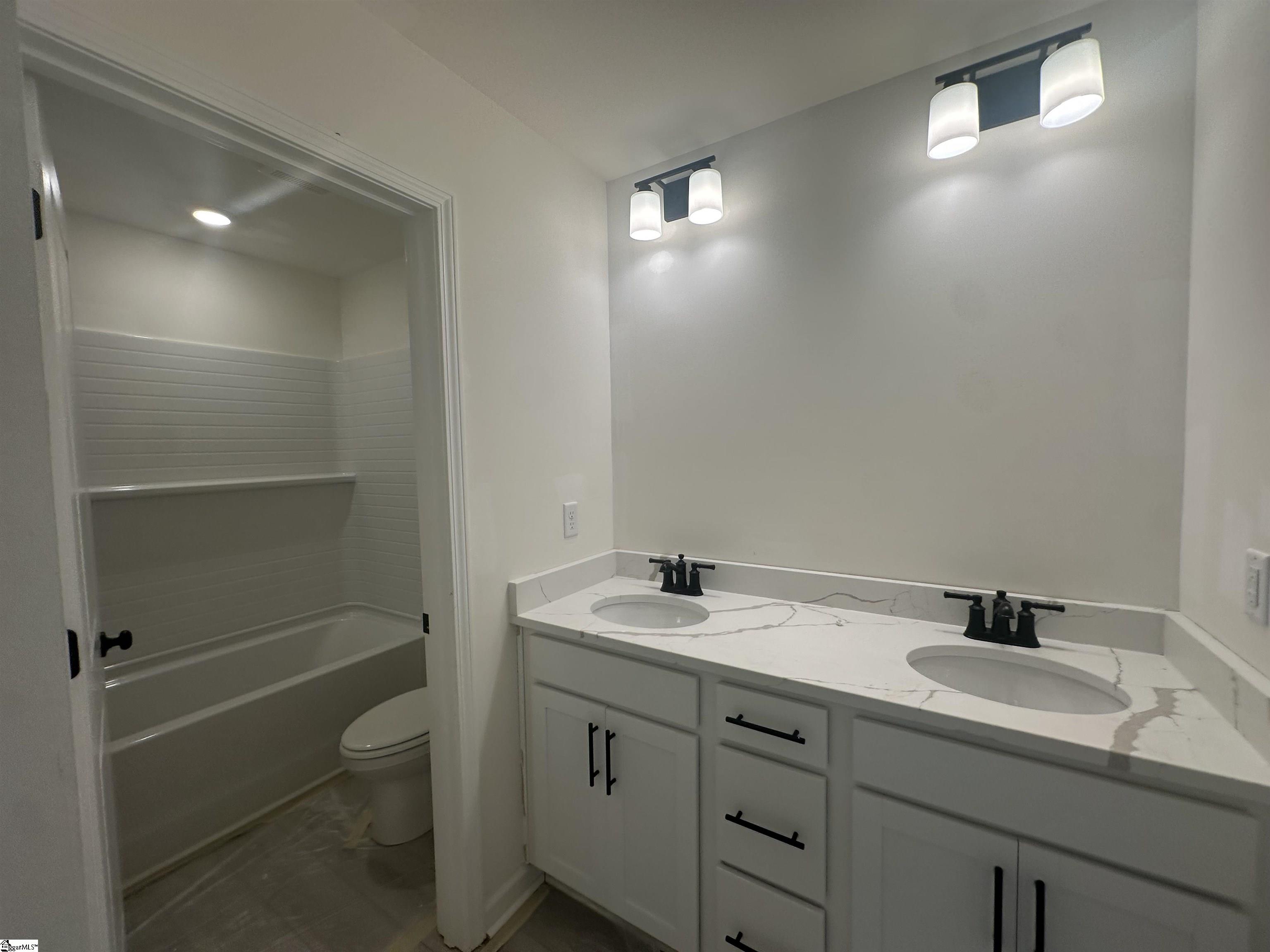 903 Gibbons Lane Property Photo 11