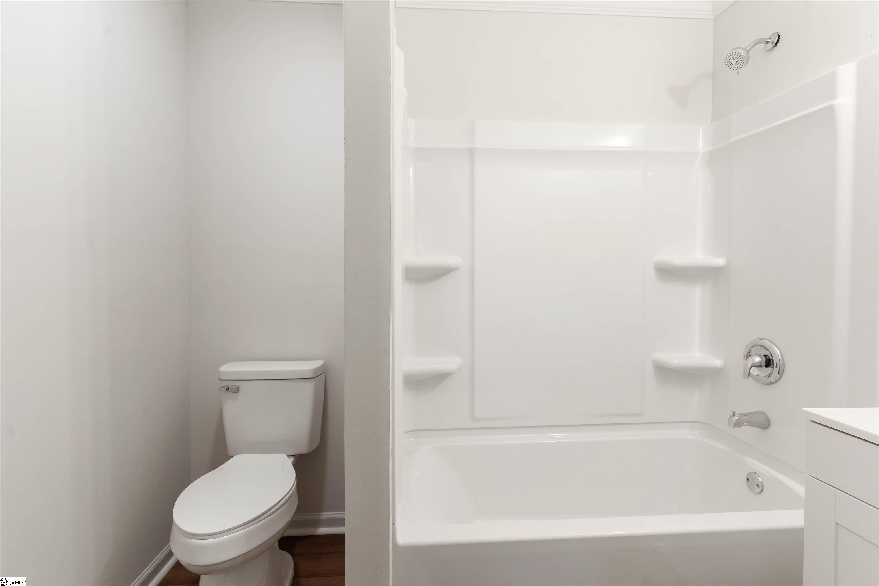 128 Owens Street Property Photo 14