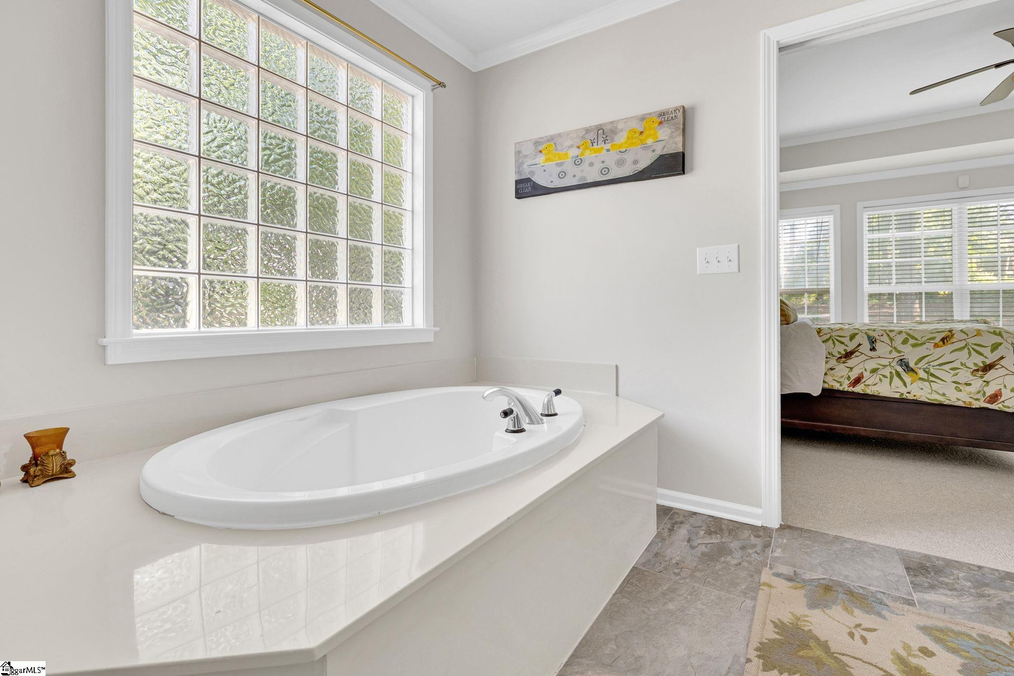 114 Moorhaven Drive Property Photo 18