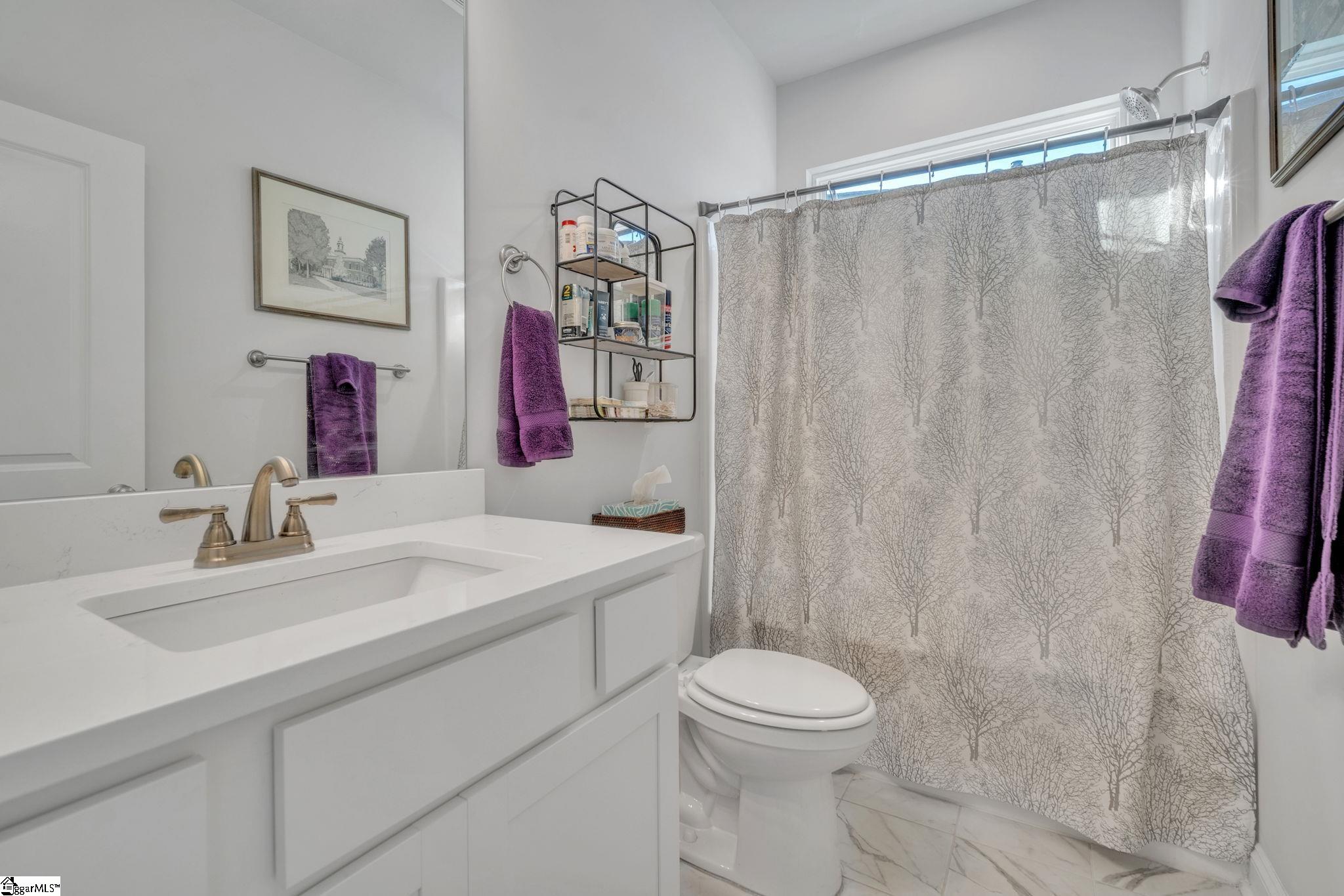 925 Maple Grove Way Property Photo 17