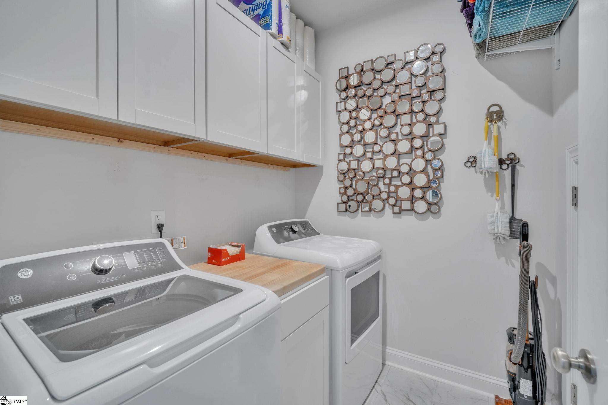 925 Maple Grove Way Property Photo 21