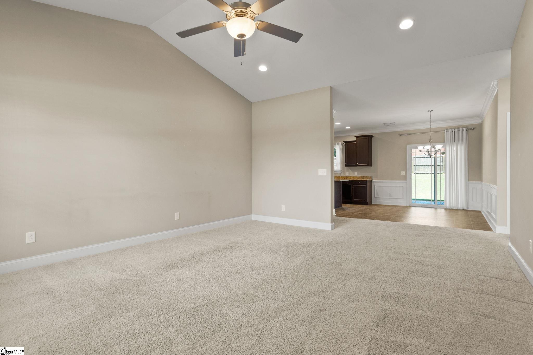 119 Alberta Circle Property Photo 3
