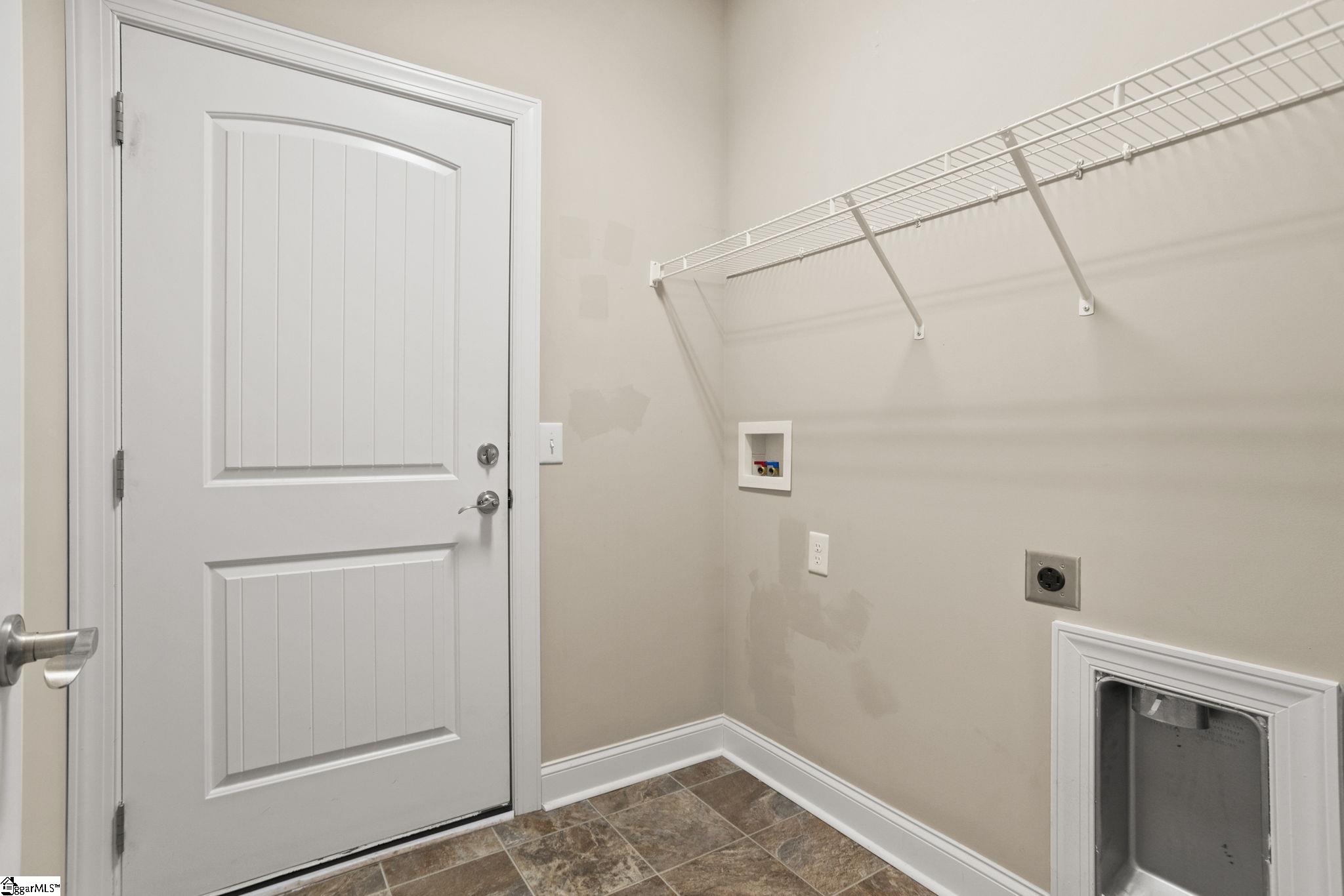 119 Alberta Circle Property Photo 11