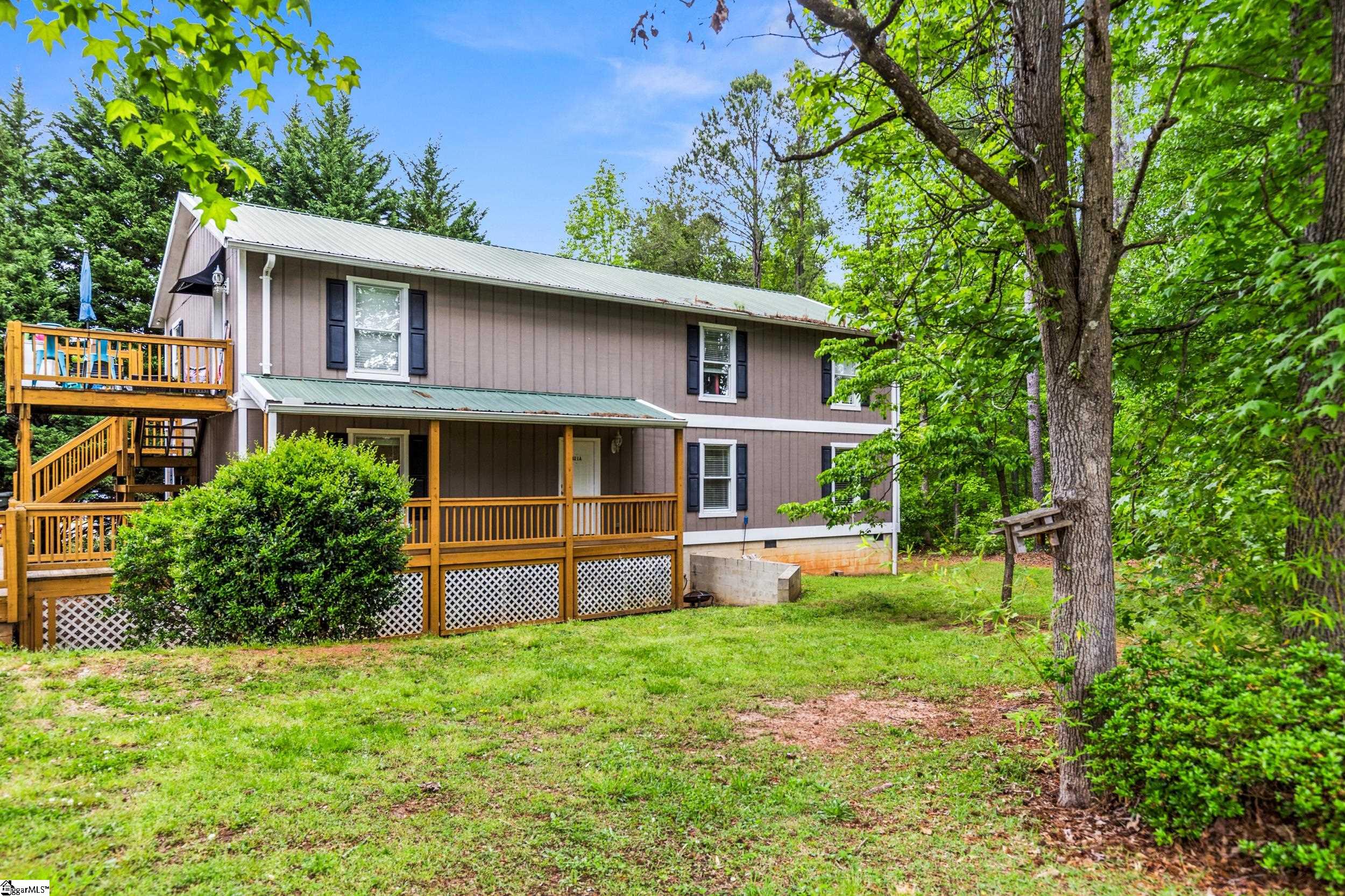 421 Wood Road Property Photo 1