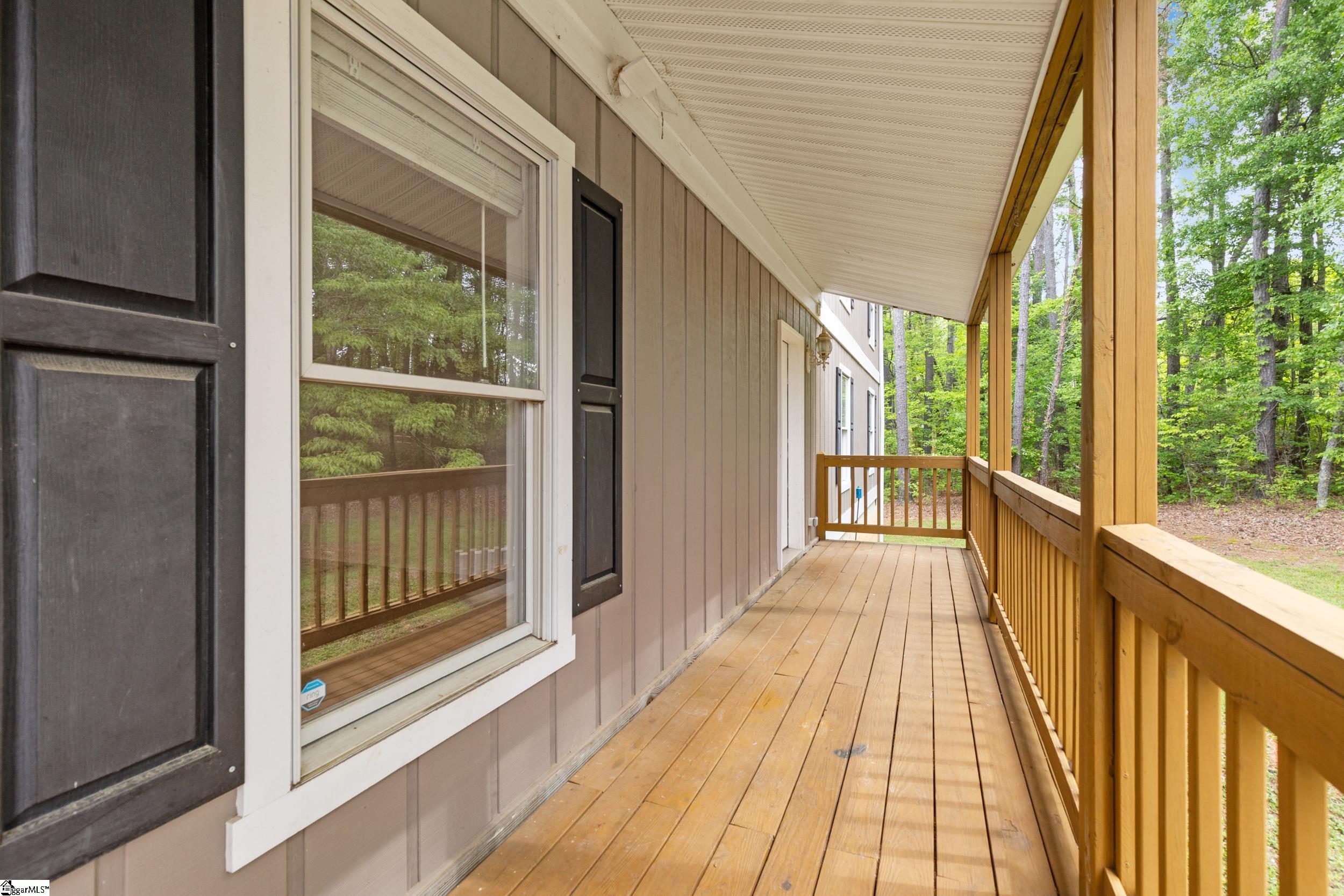 421 Wood Road Property Photo 5