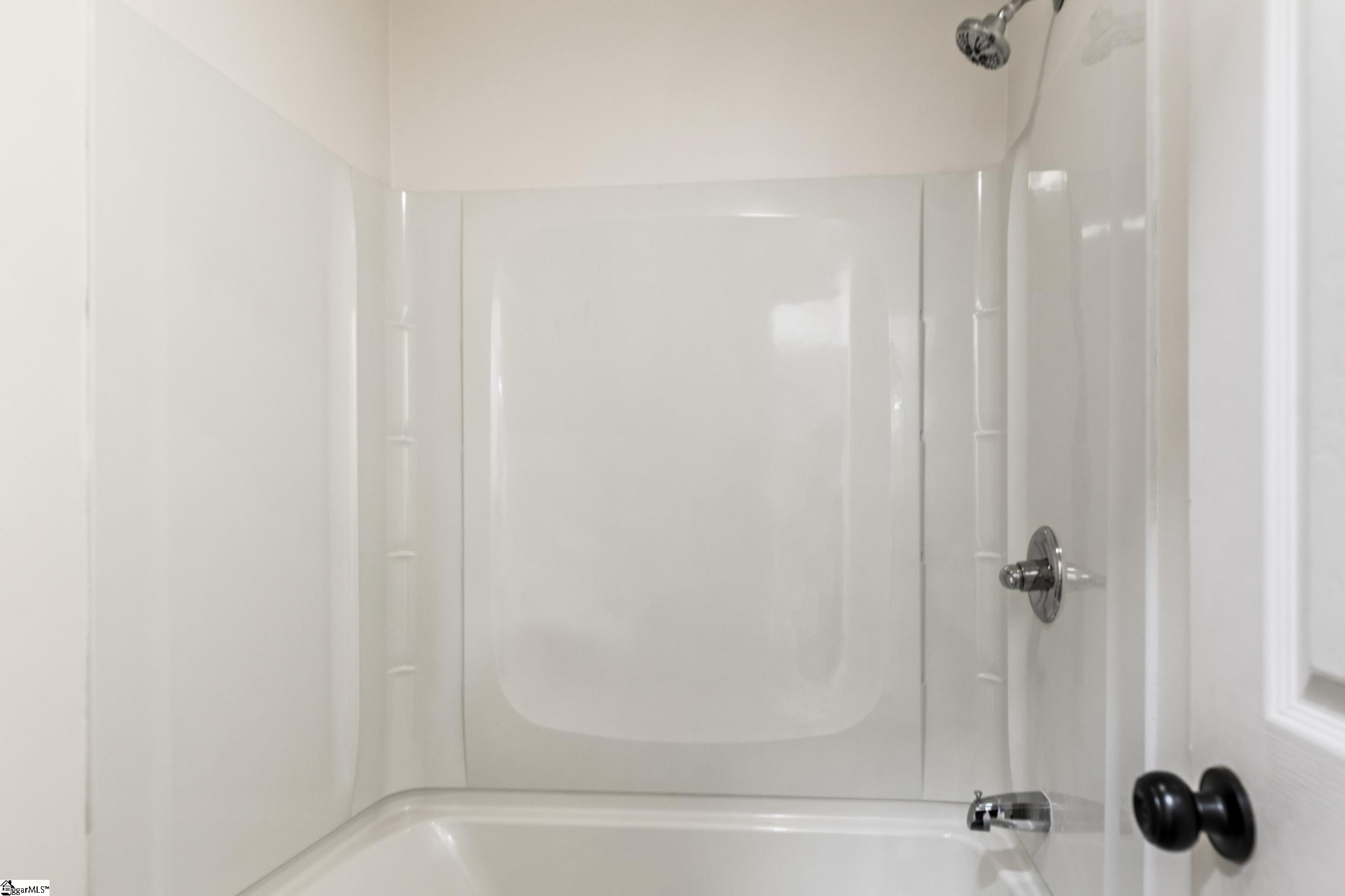 421 Wood Road Property Photo 15