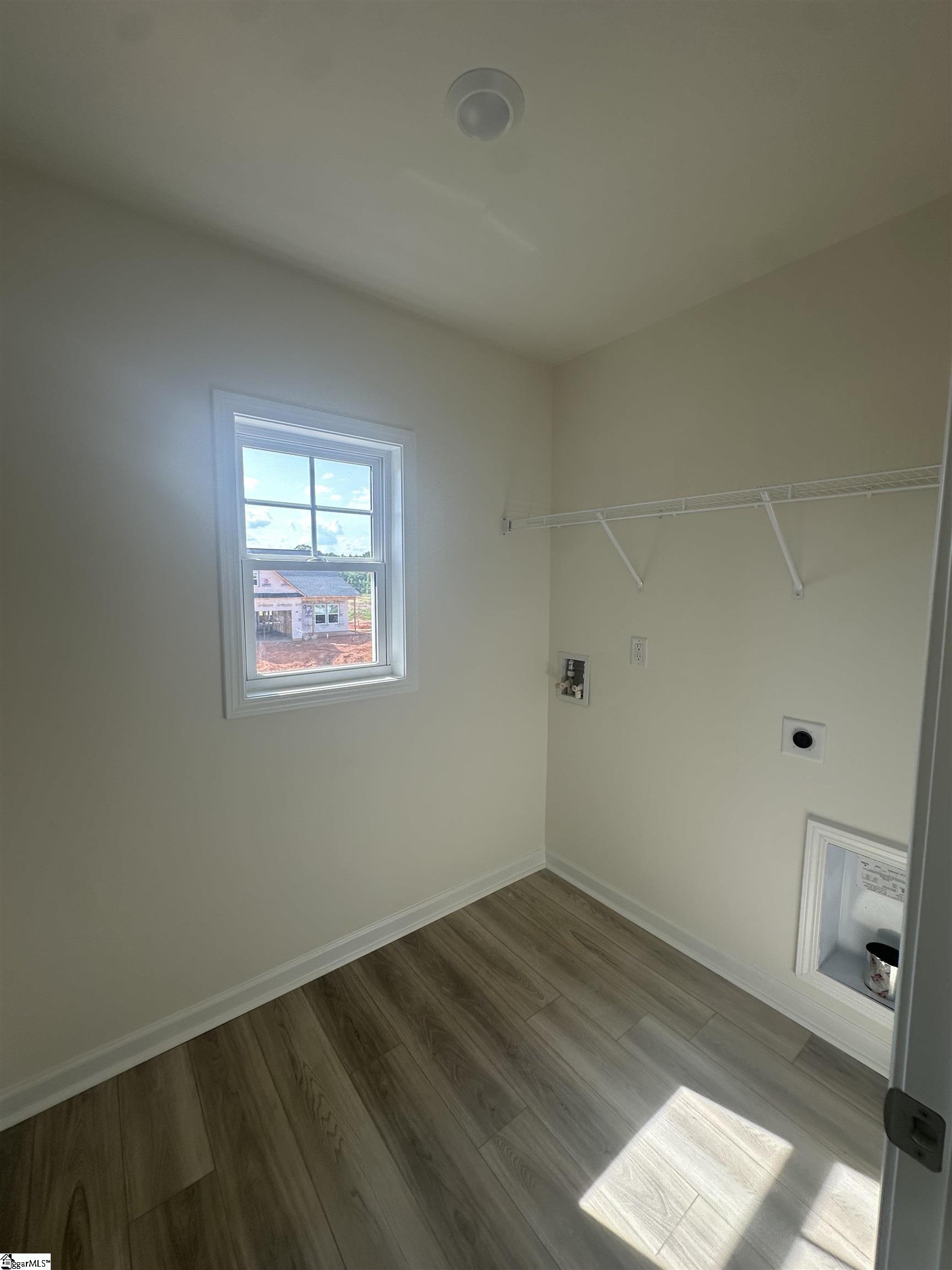 907 Gibbons Street Property Photo 27