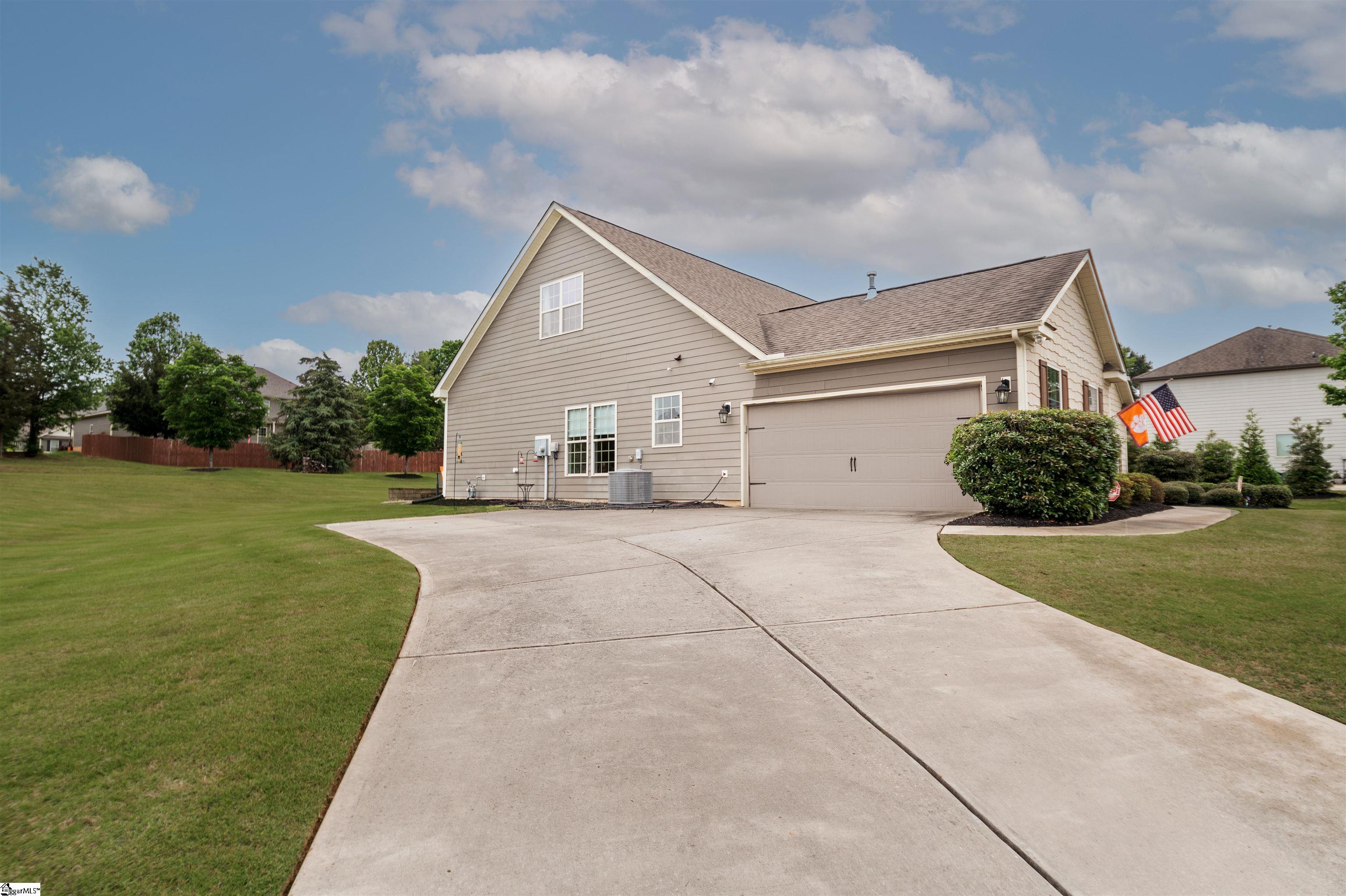 24 Portico Point Property Photo 33