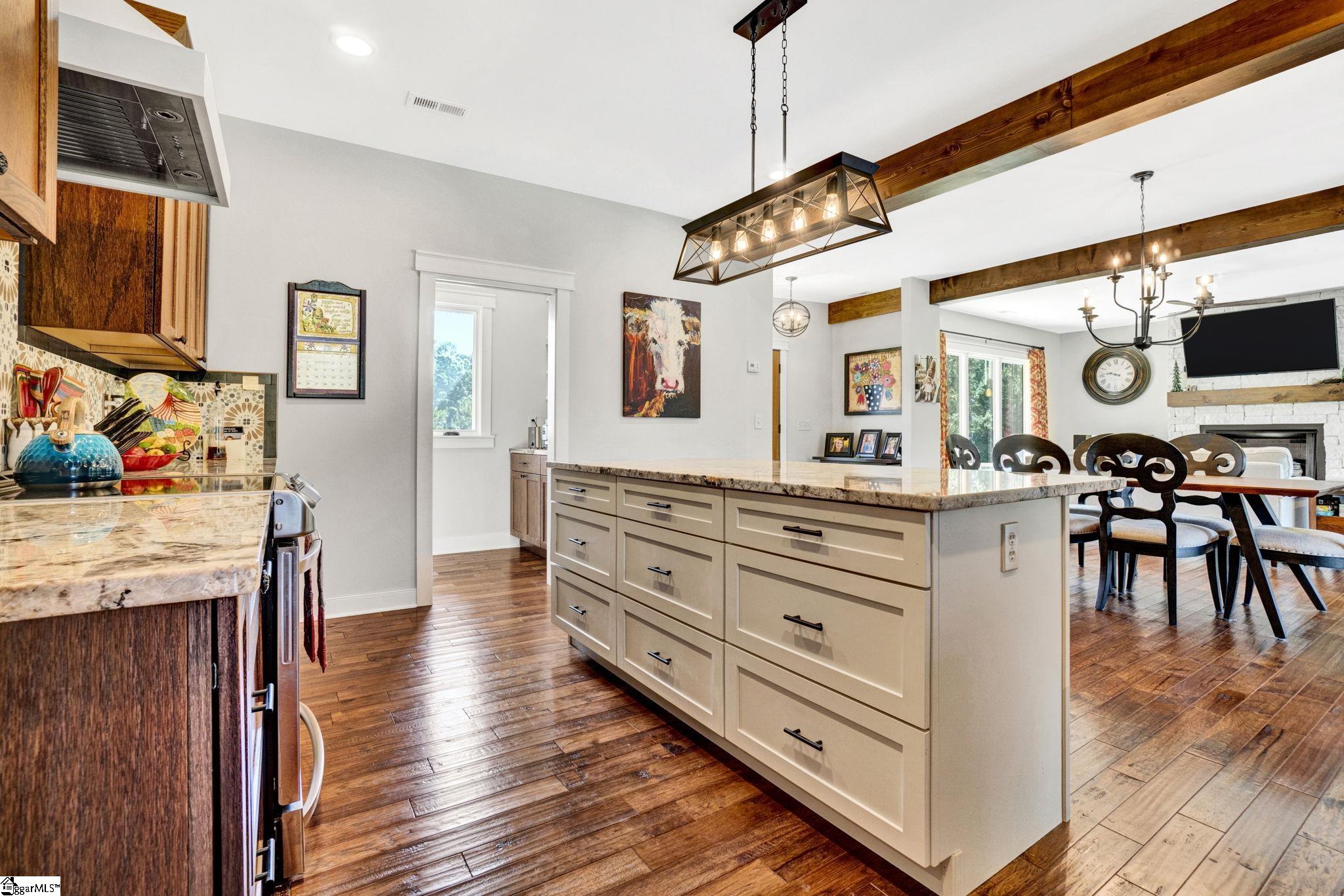 475 Johnson Road Property Photo 18