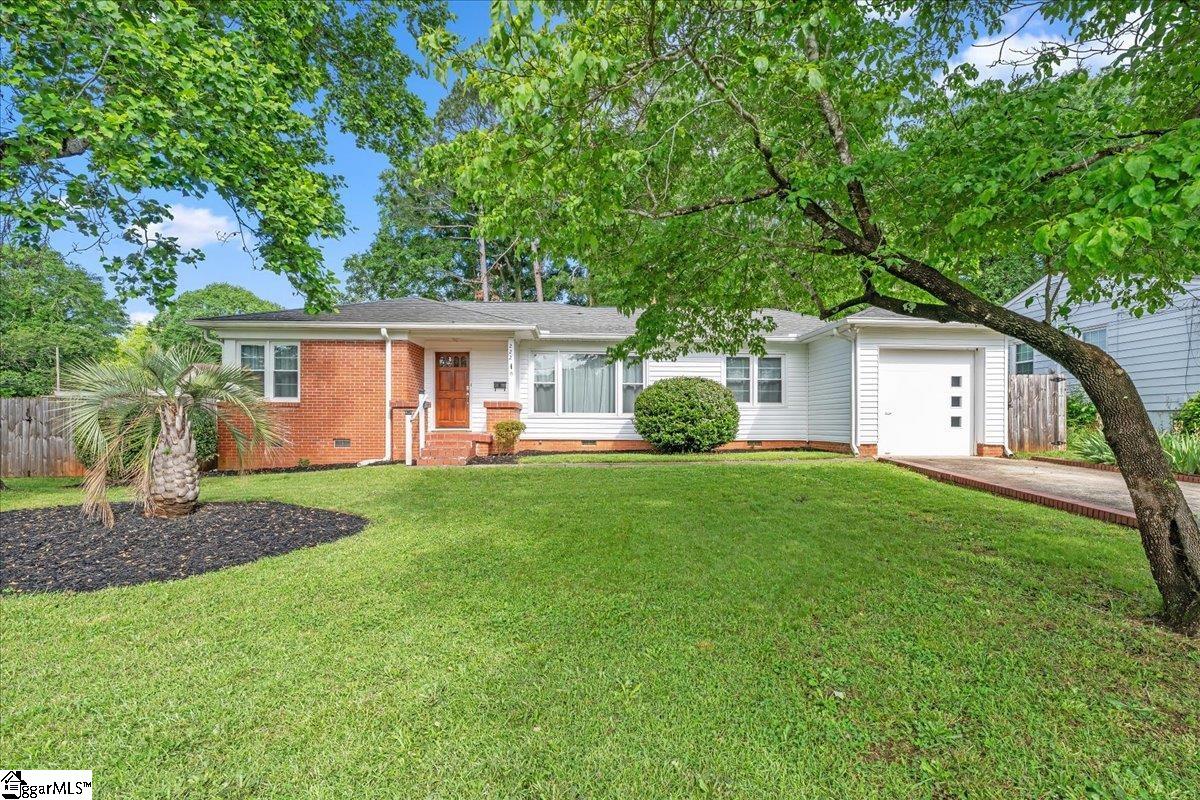 222 Woodview Avenue Property Photo 1