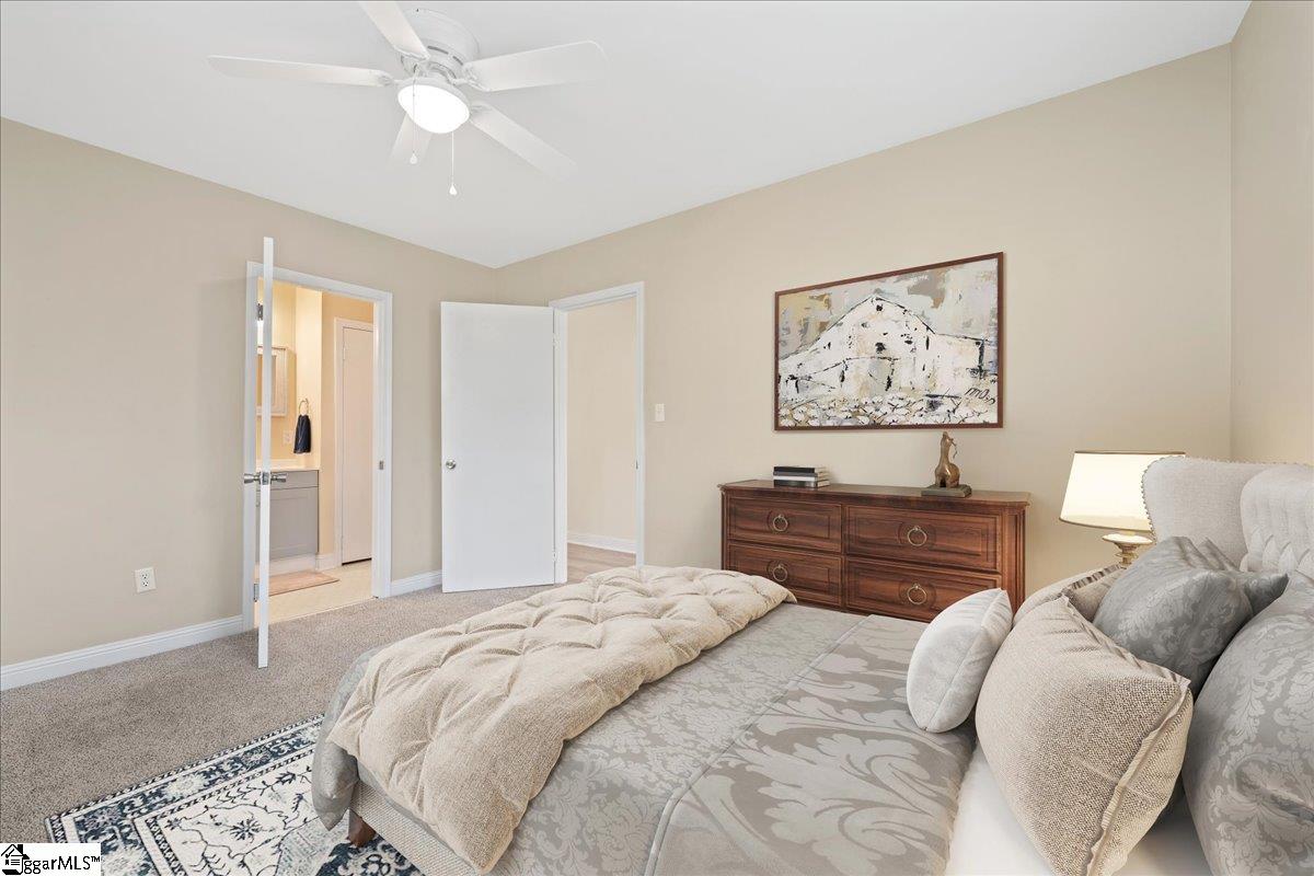 222 Woodview Avenue Property Photo 25