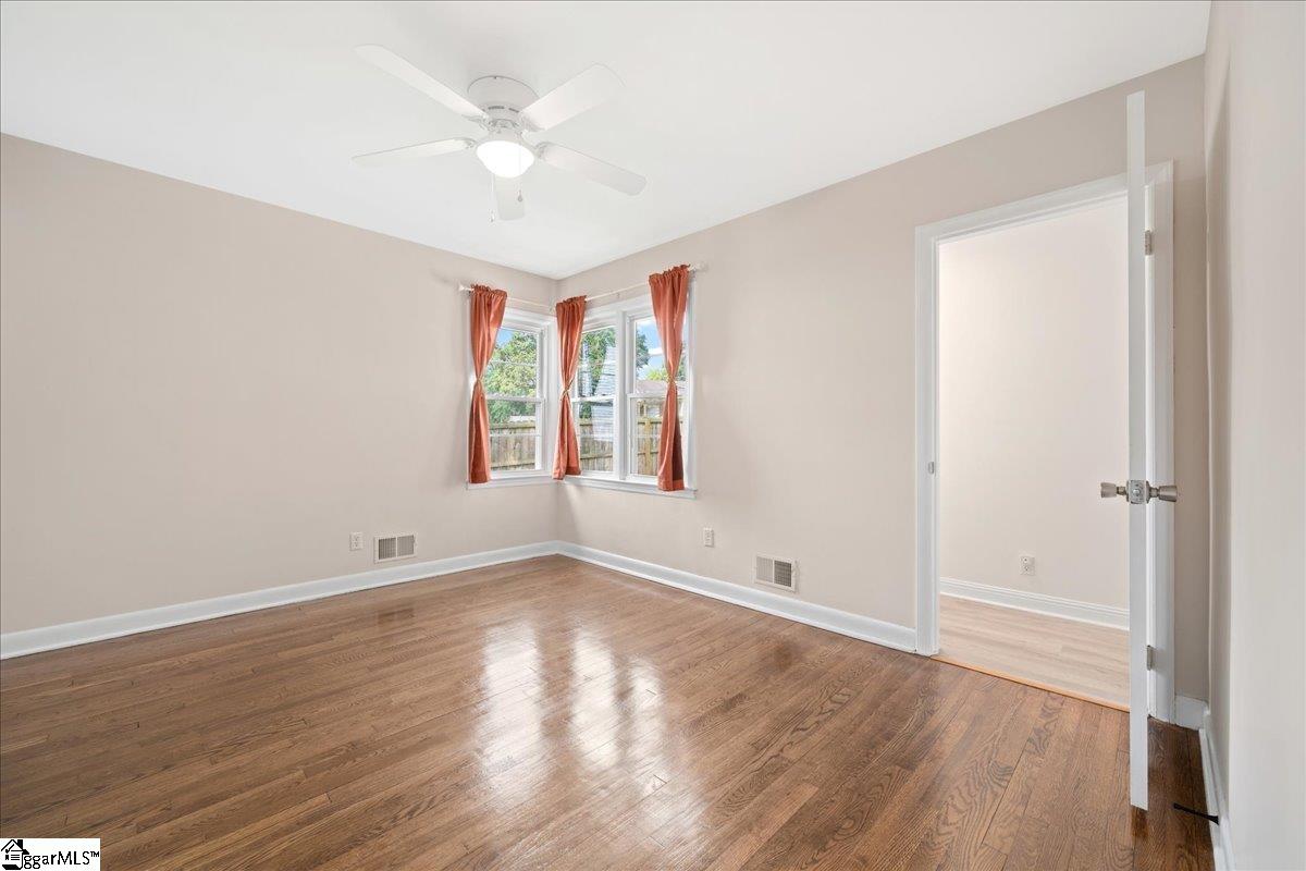 222 Woodview Avenue Property Photo 32
