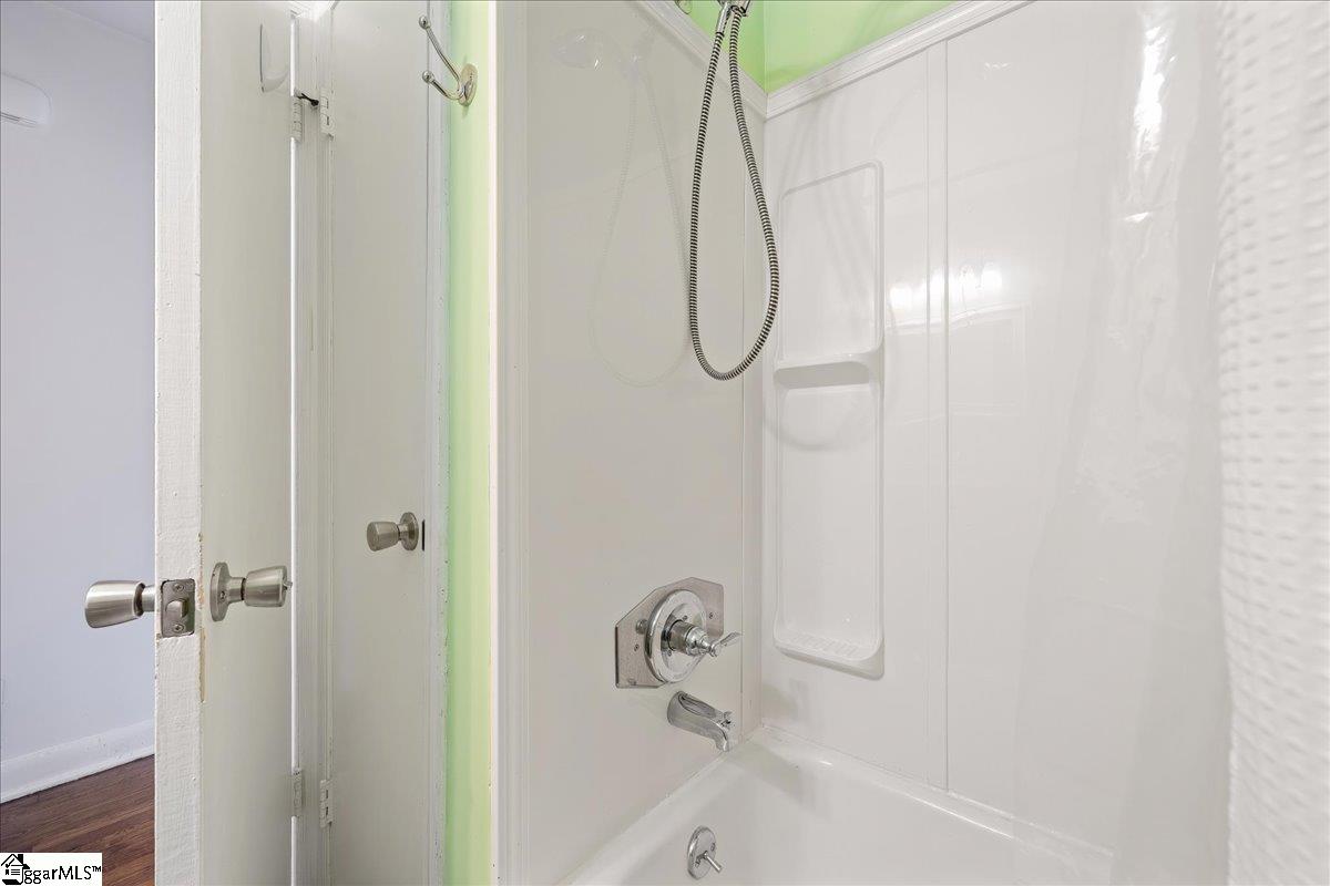 222 Woodview Avenue Property Photo 34