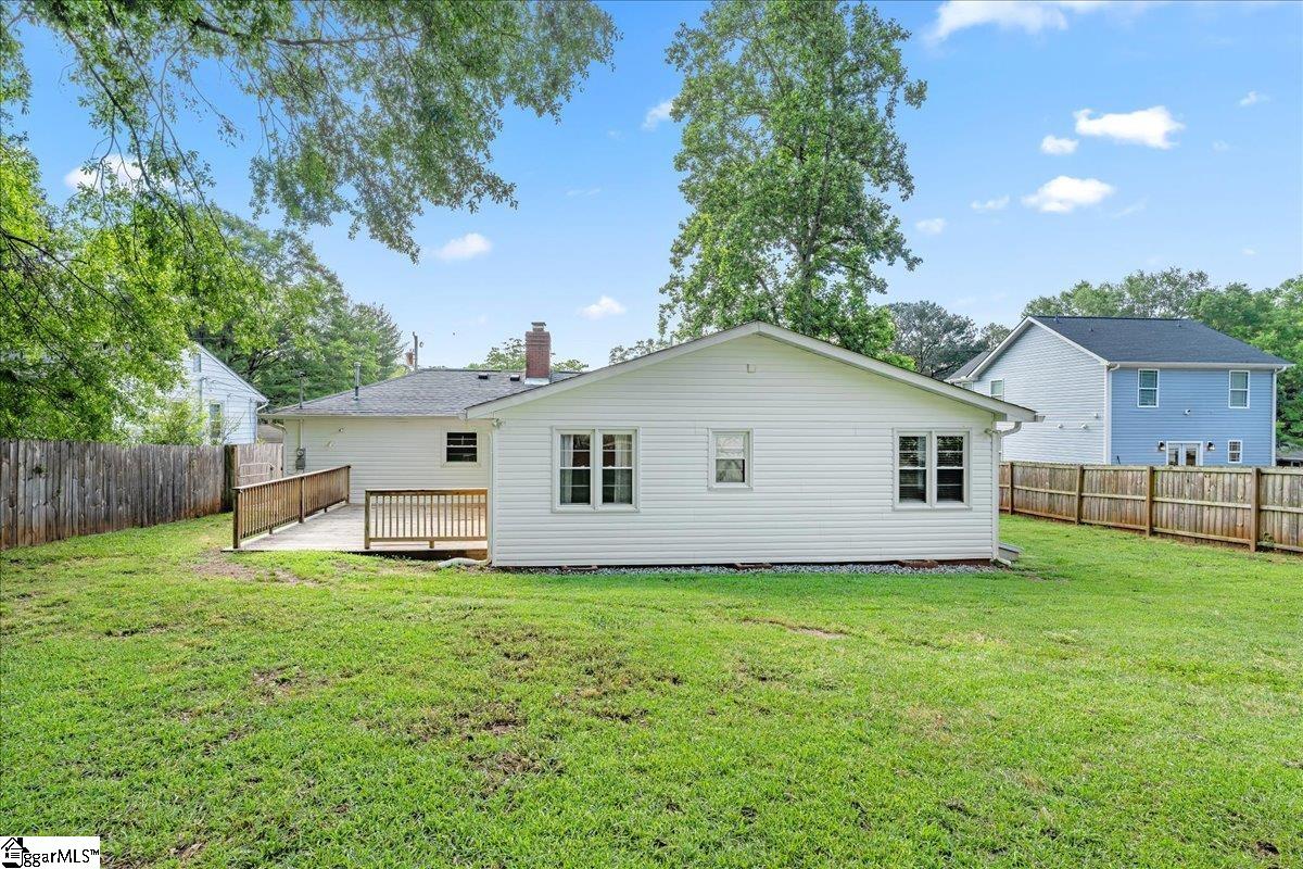 222 Woodview Avenue Property Photo 45
