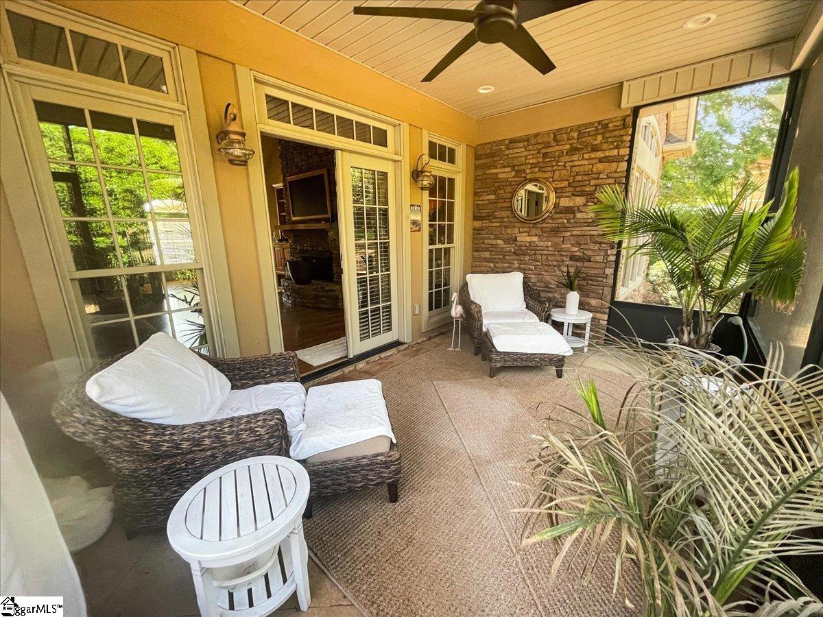 204 Tuscan Ridge Trail Property Photo 20