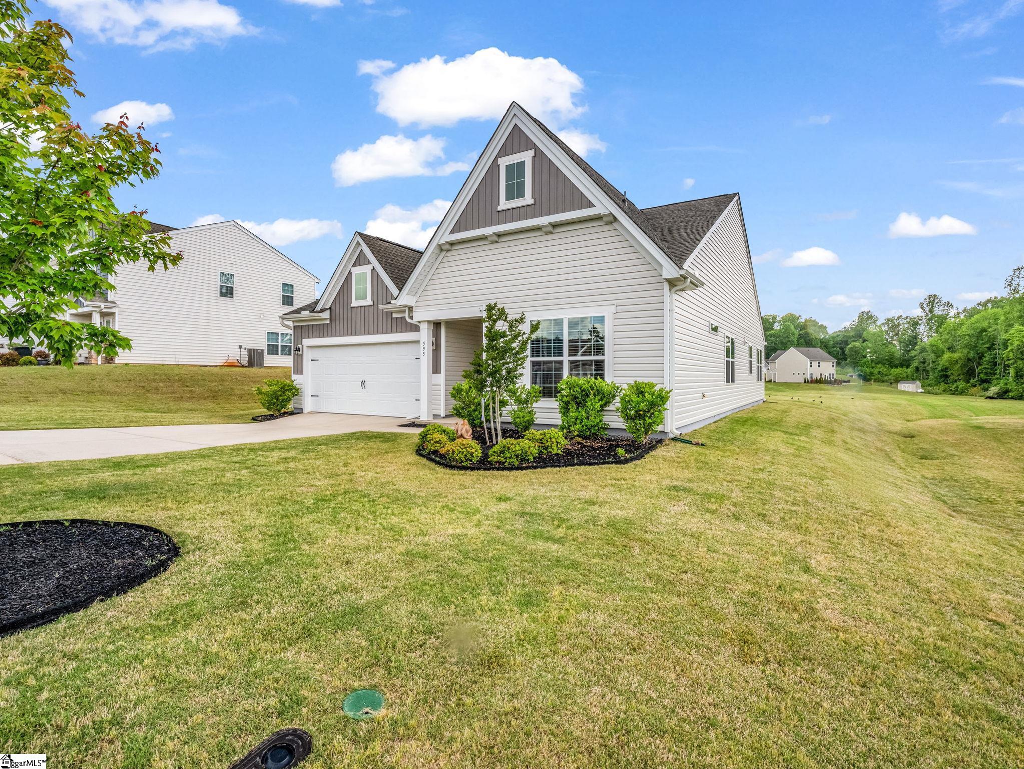 595 New Cut Meadows Road Property Photo 3