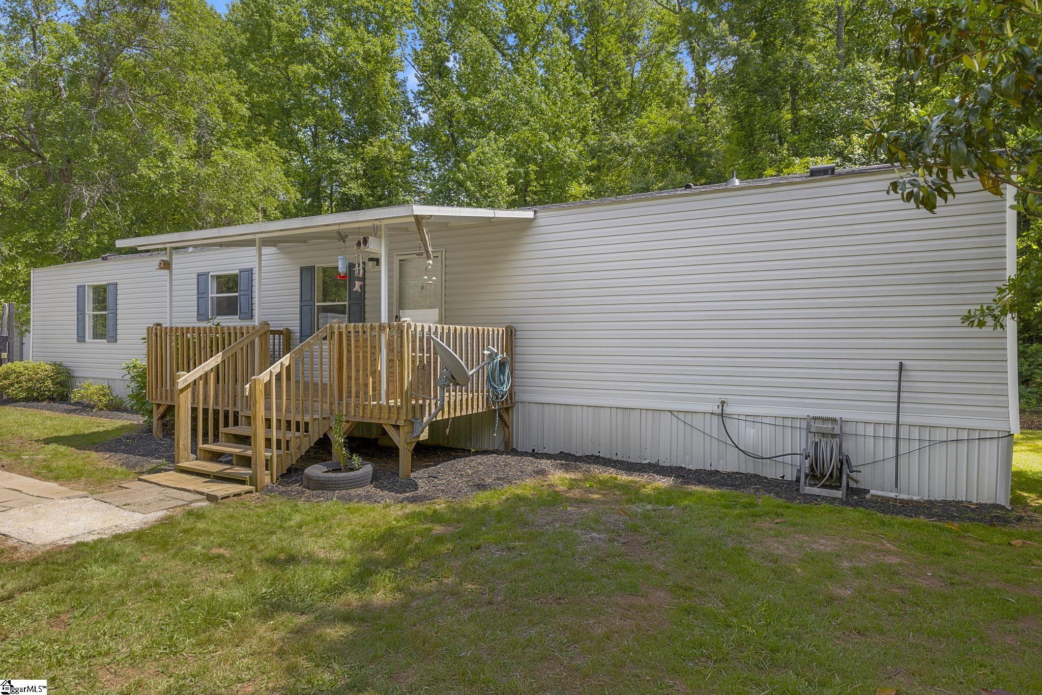 105 N Mccauley Road Property Photo 1