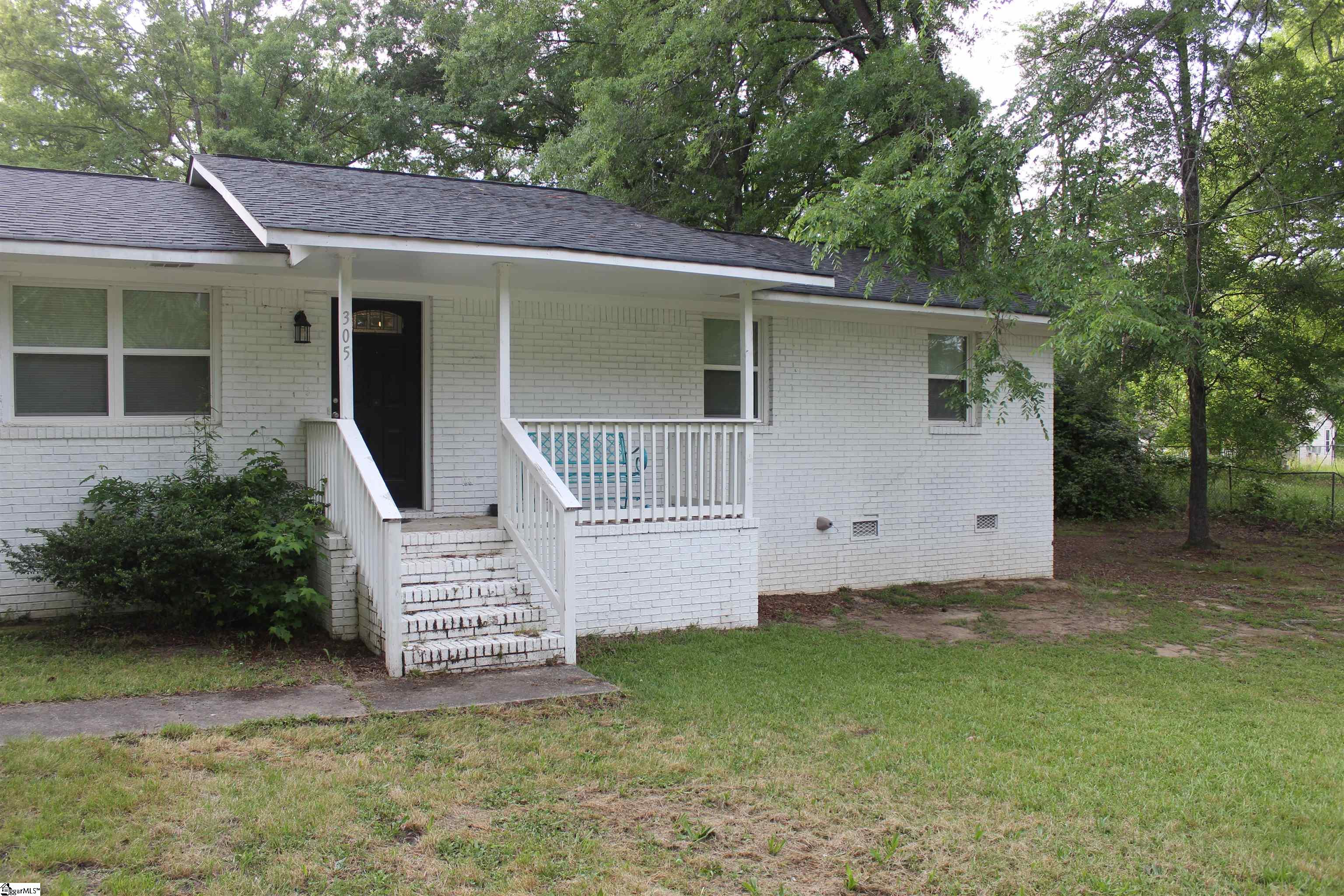 305 N Owens Street Property Photo