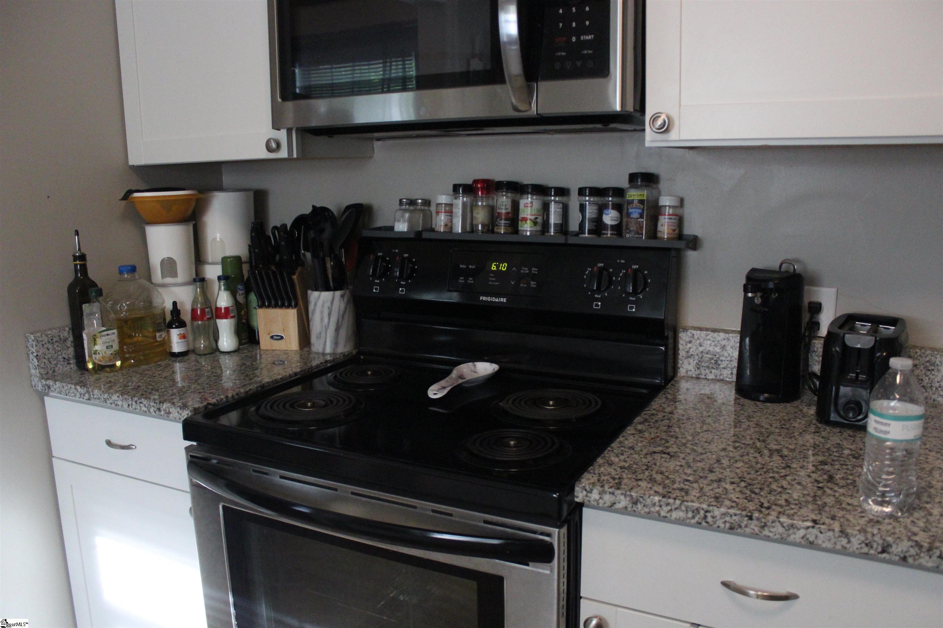 305 N Owens Street Property Photo 5