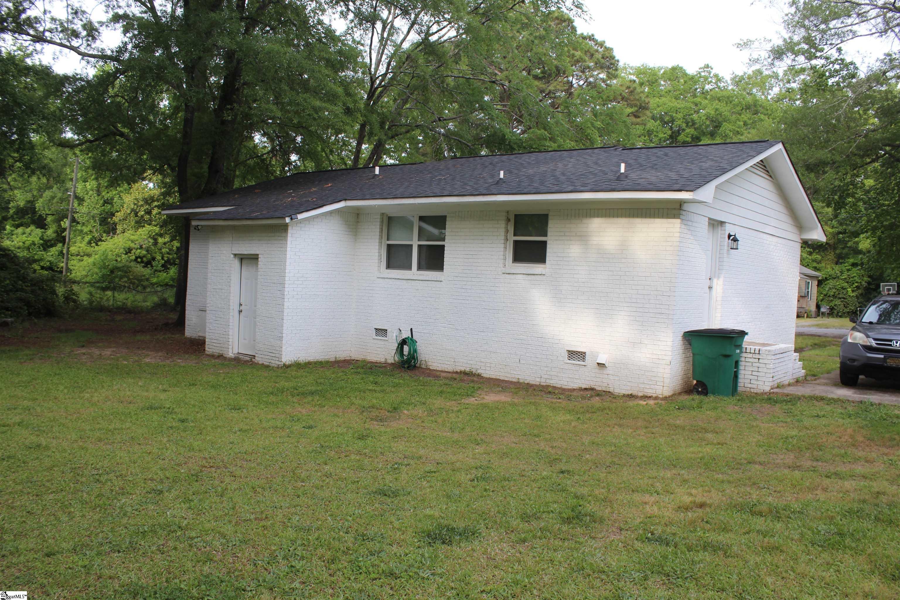 305 N Owens Street Property Photo 14