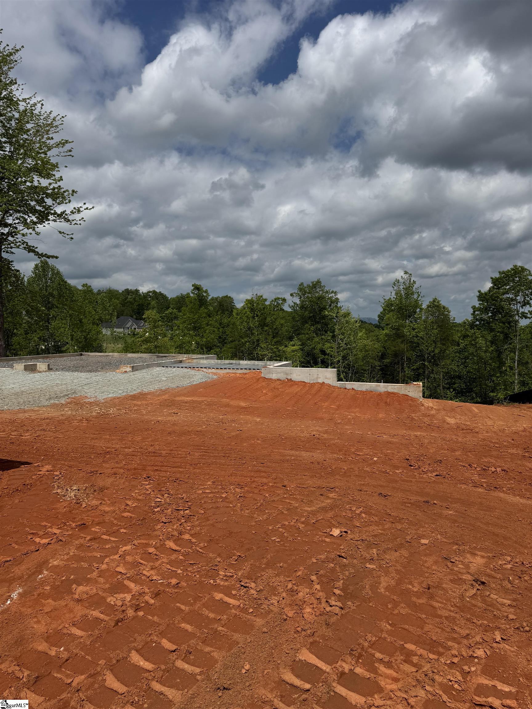 200 Eagles Crest Drive Property Photo 9